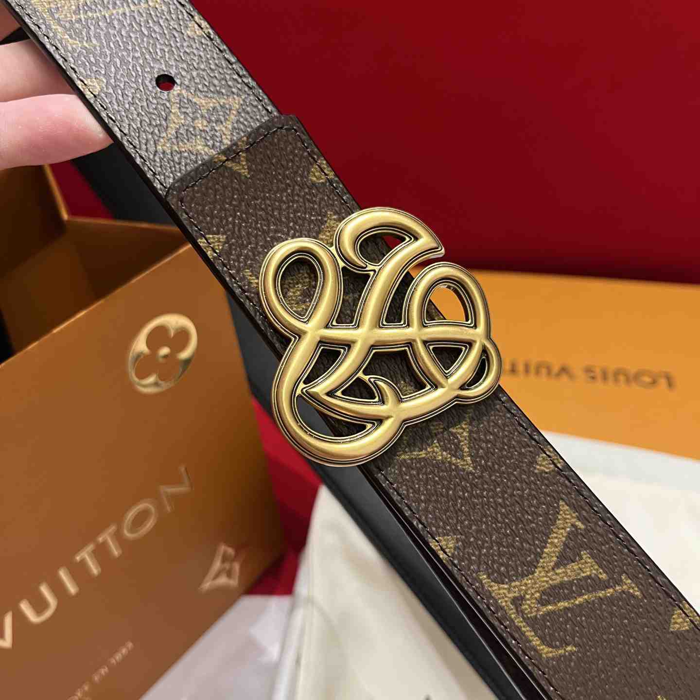 Louis Vuitton 35mm Belt - DesignerGu