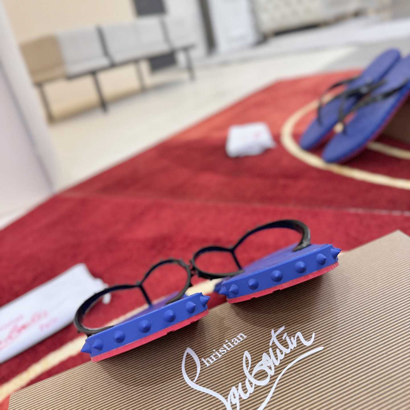 Christian Louboutin Super Loubi Flip Flops - DesignerGu