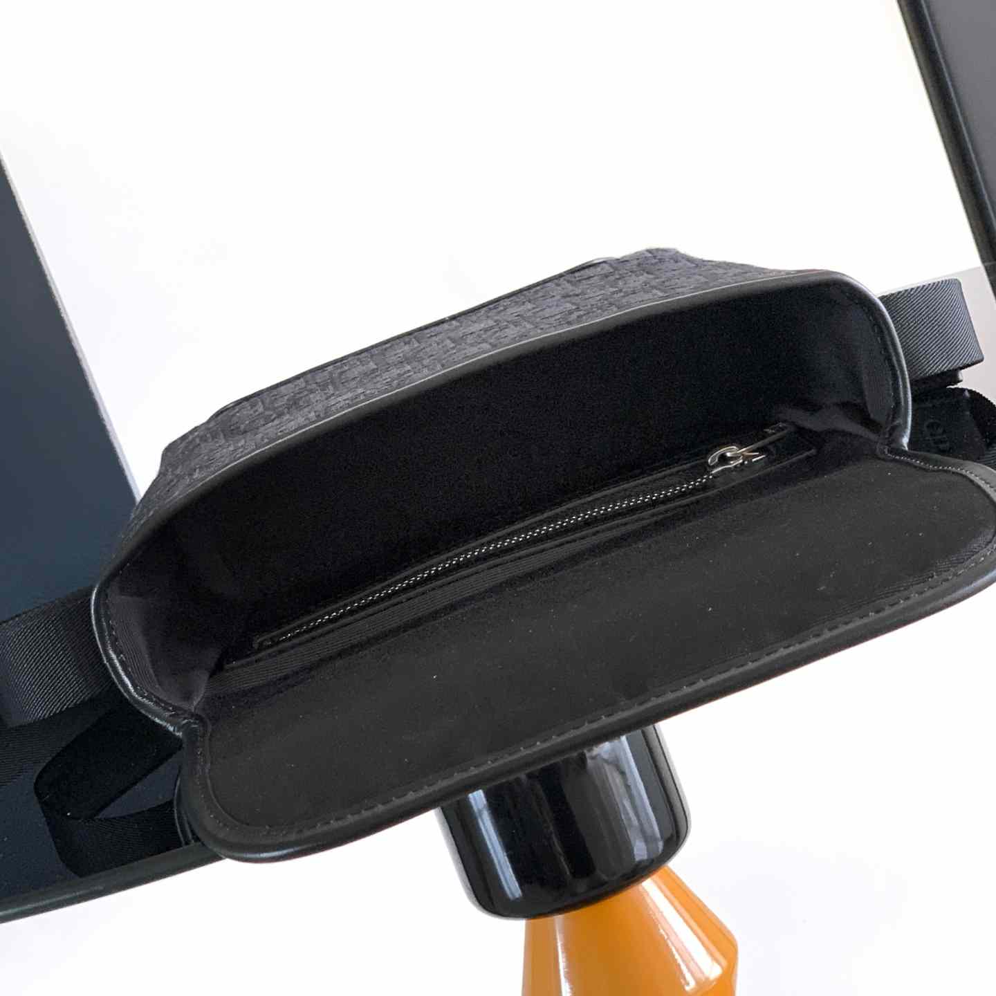 Dior Mini Dior Jett Messenger Bag With Flap - DesignerGu