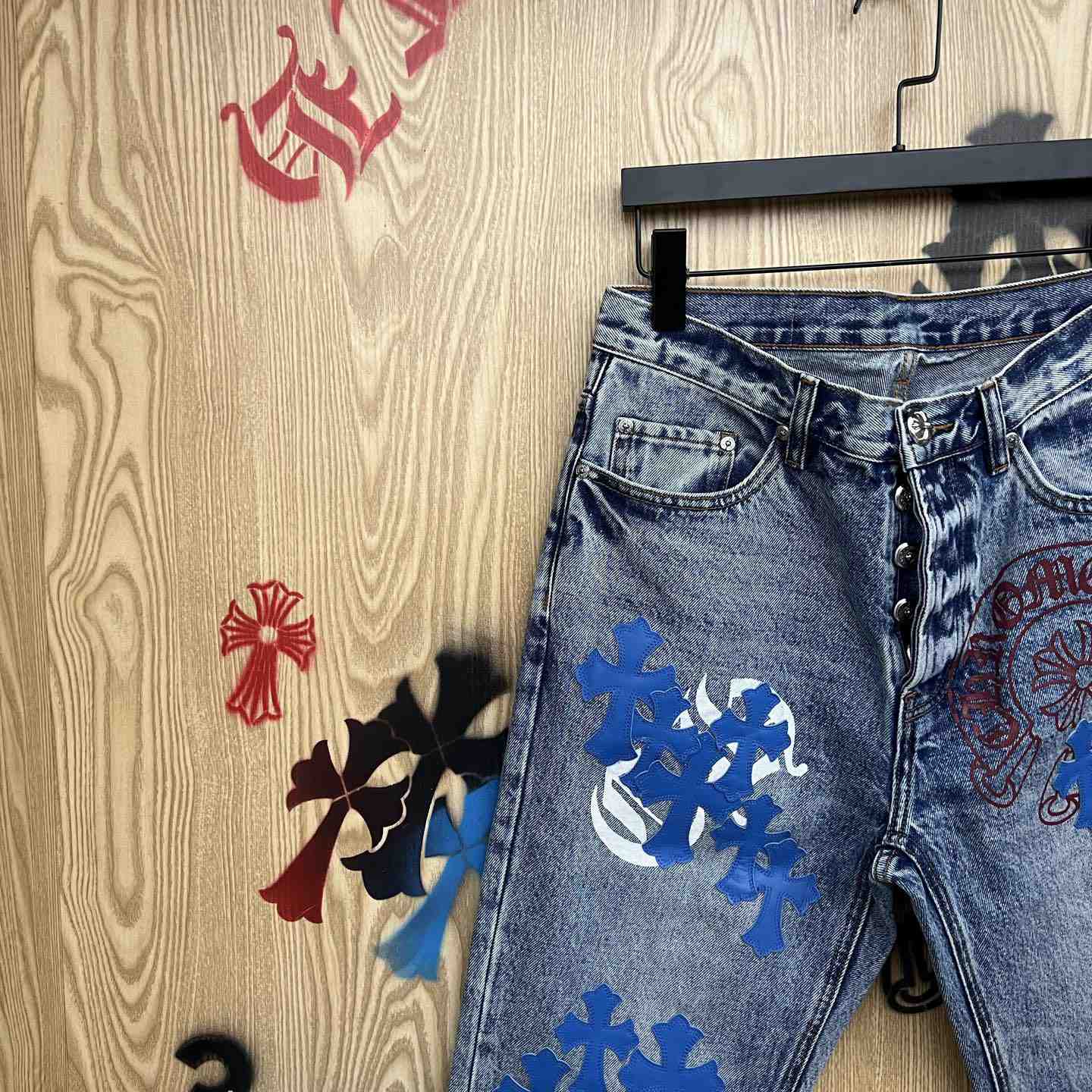 Chrome Hearts  Jeans  - DesignerGu
