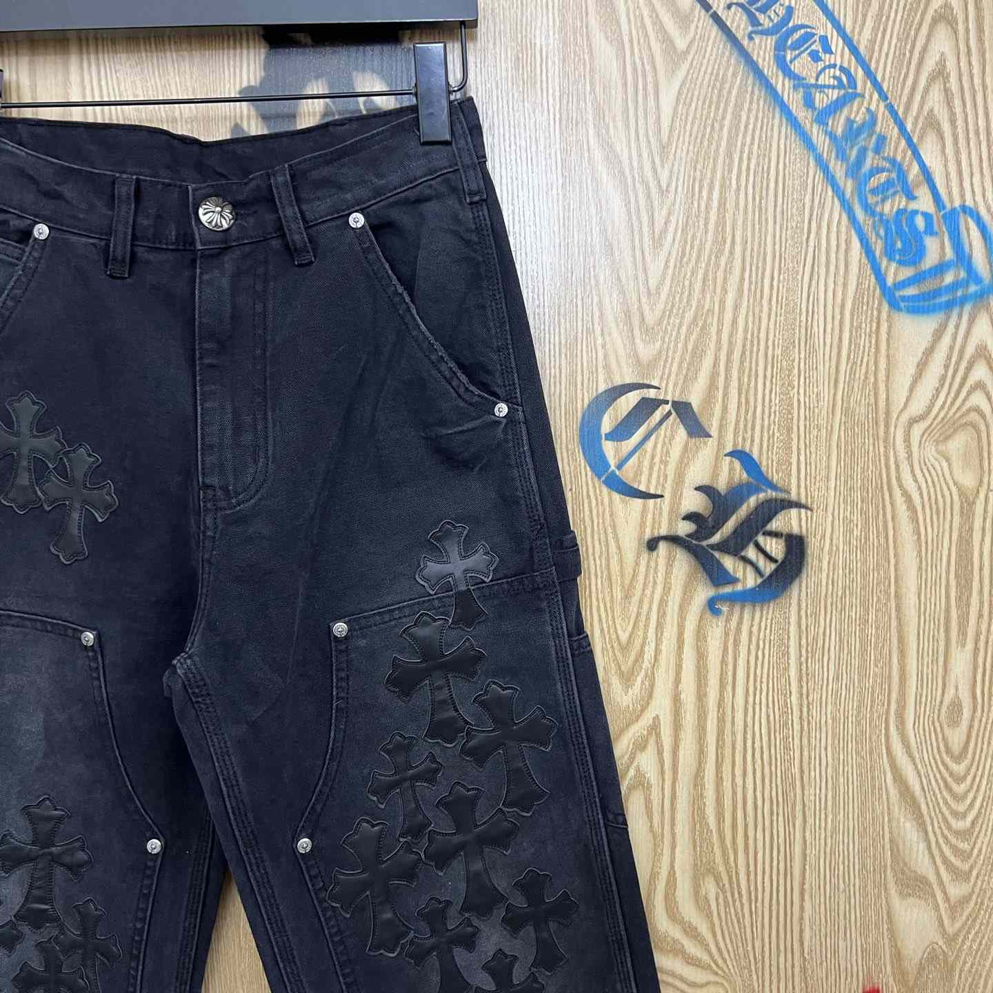 Chrome Hearts  Jeans  - DesignerGu