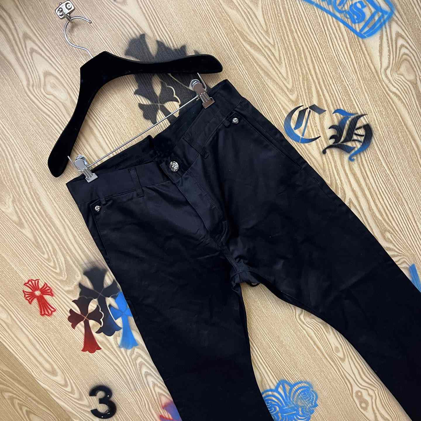Chrome Hearts  Jeans  - DesignerGu