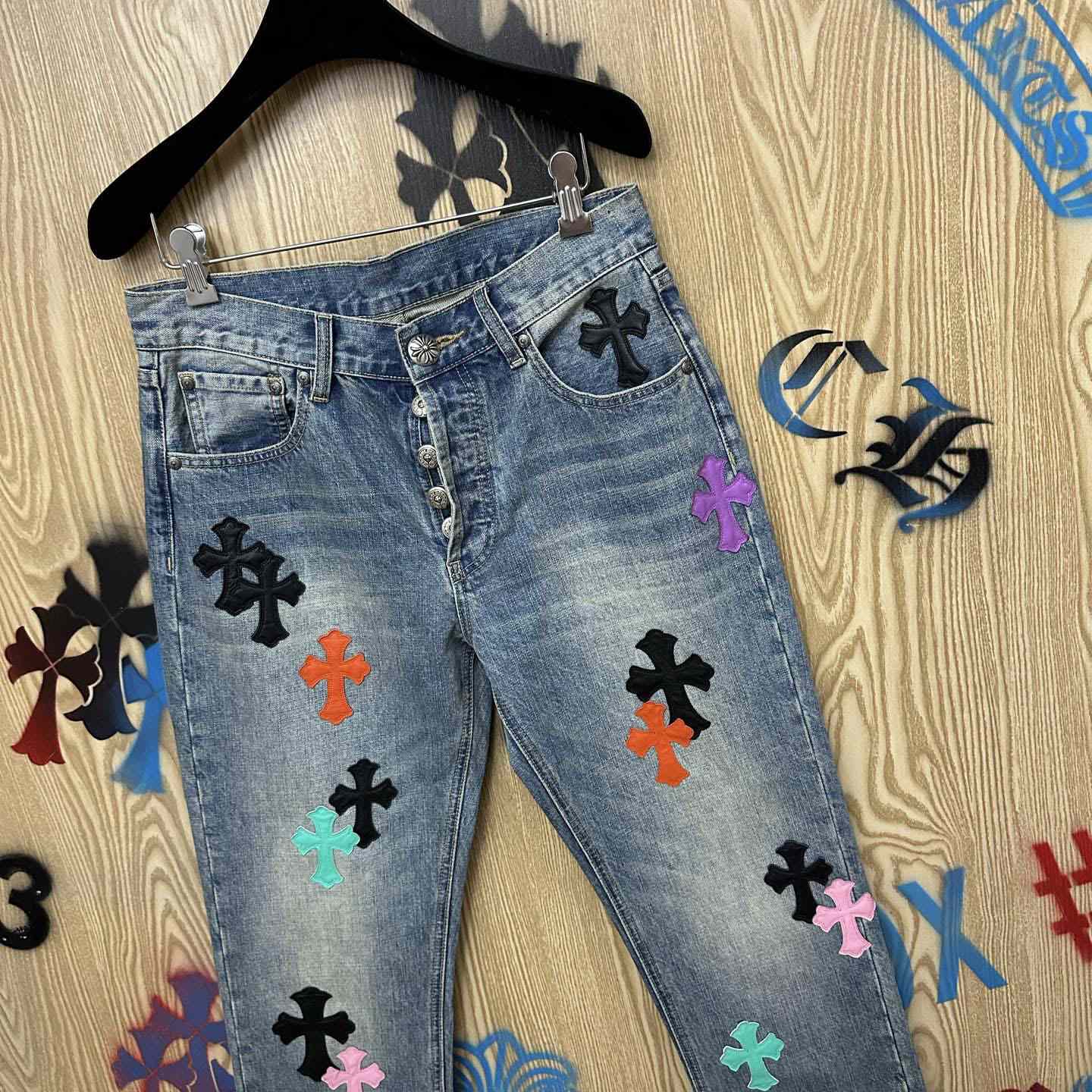 Chrome Hearts  Jeans  - DesignerGu