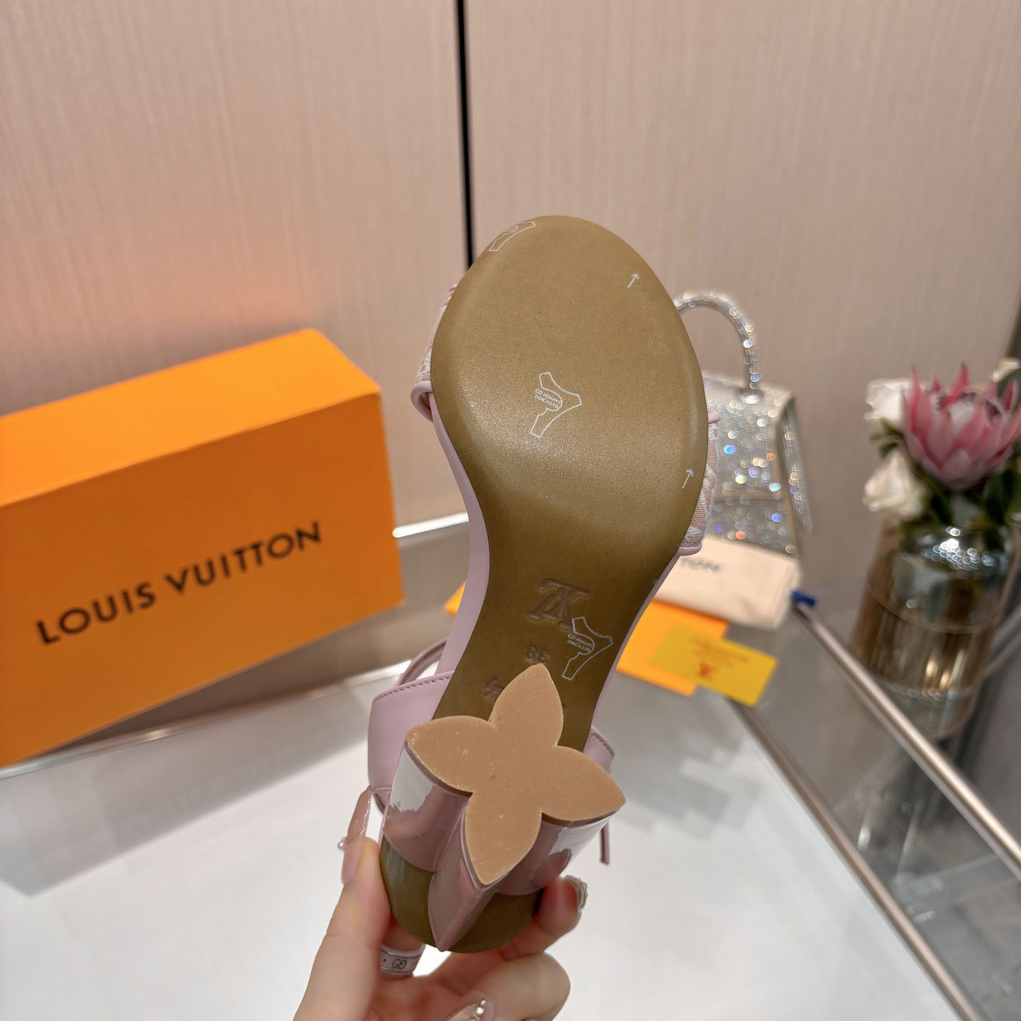 Louis Vuitton Silhouette Sandal  - DesignerGu