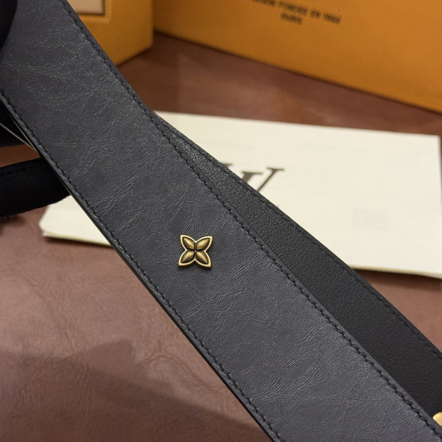 Louis Vuitton LV Dimension Drift Flower Studs 40mm Reversible Belt - DesignerGu
