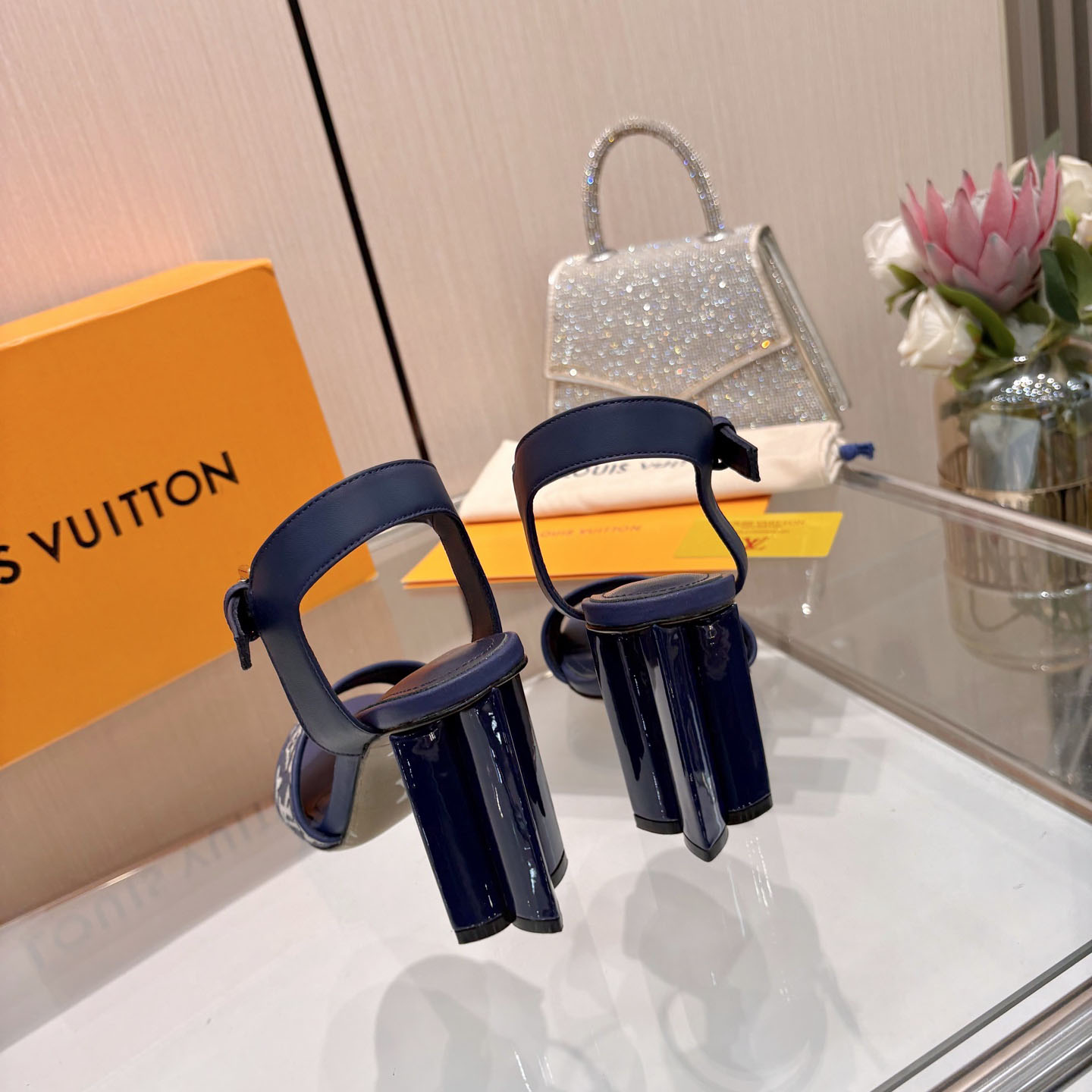 Louis Vuitton Silhouette Sandal  - DesignerGu