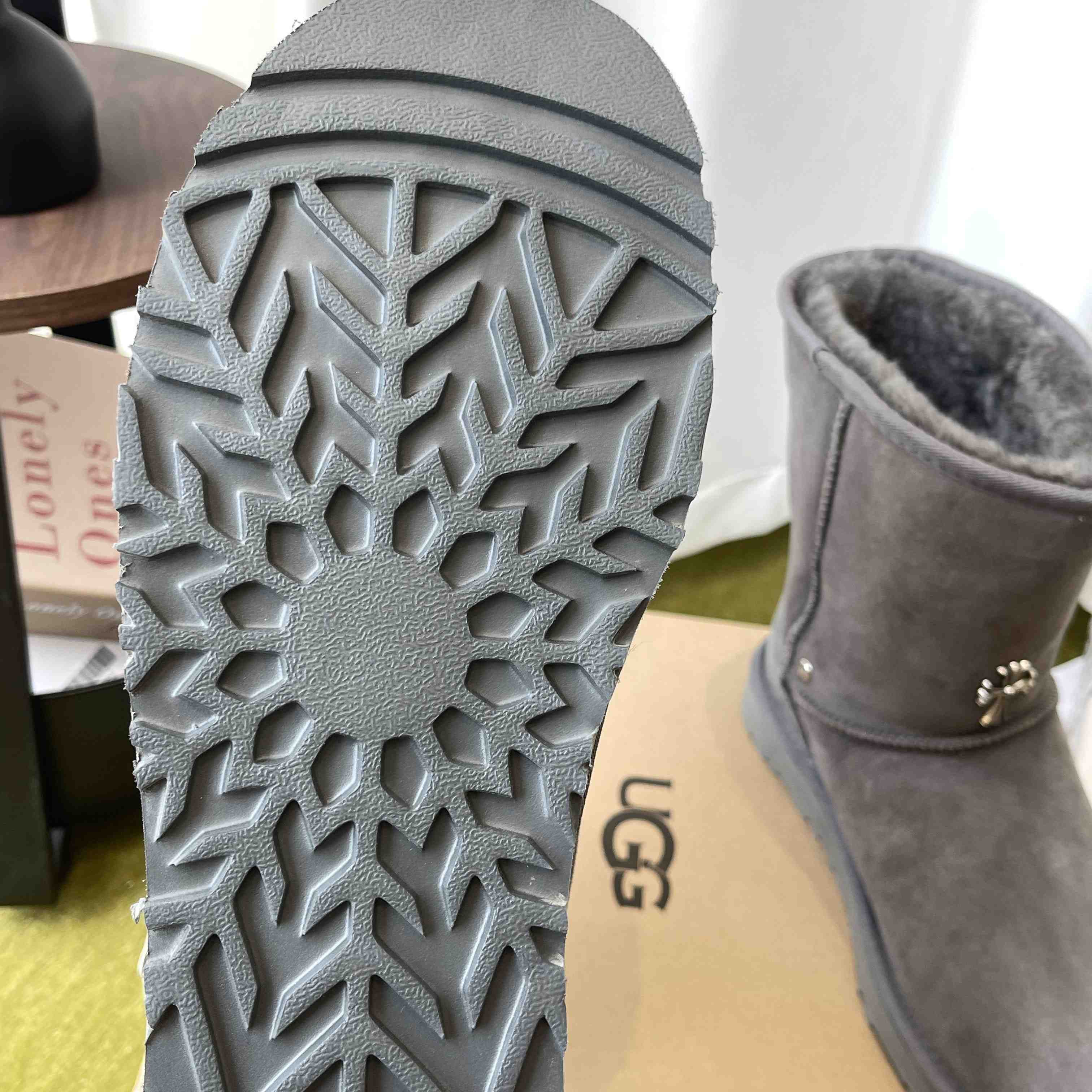 Chrome Hearts Cross Embellished Ugg Boots - DesignerGu