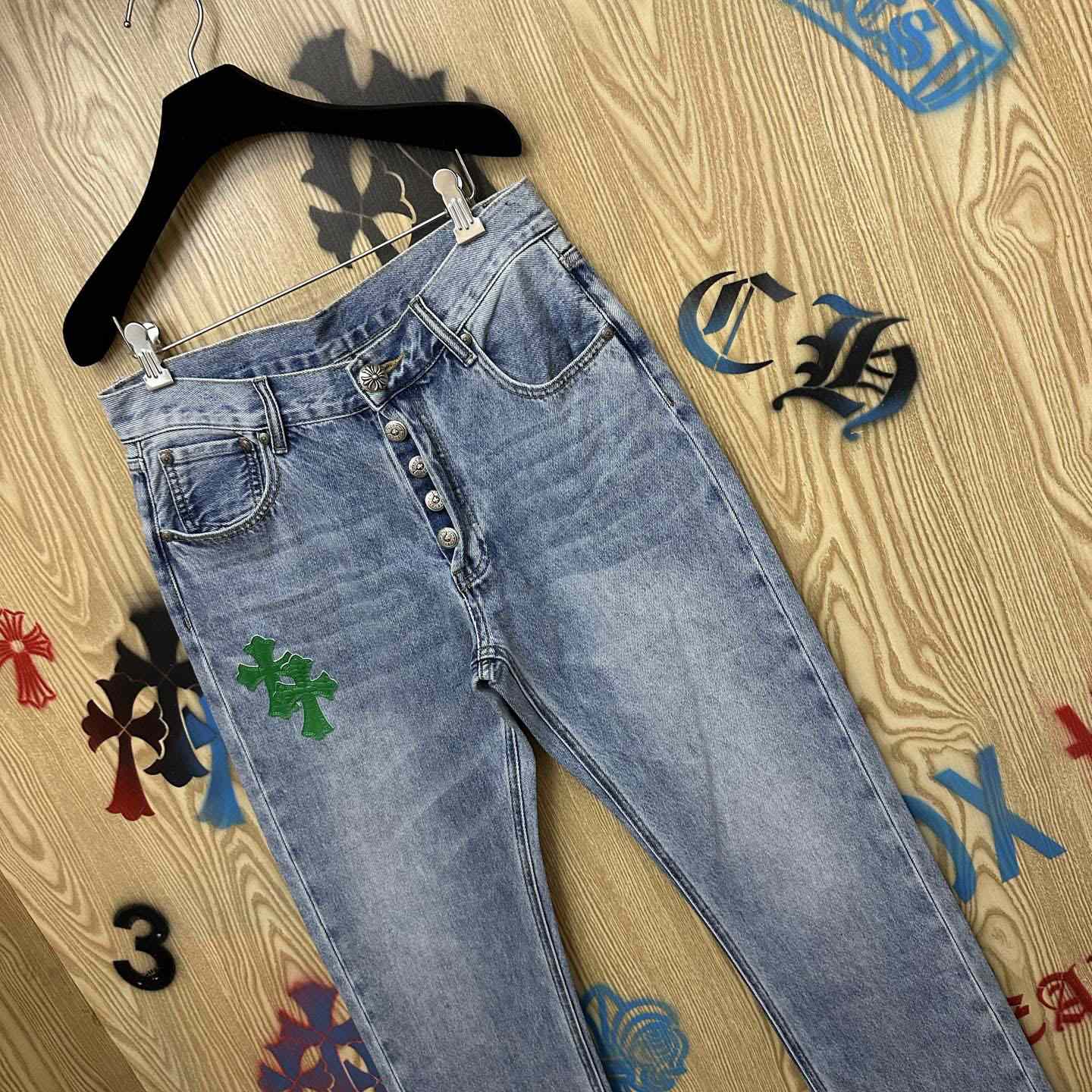 Chrome Hearts  Jeans  - DesignerGu