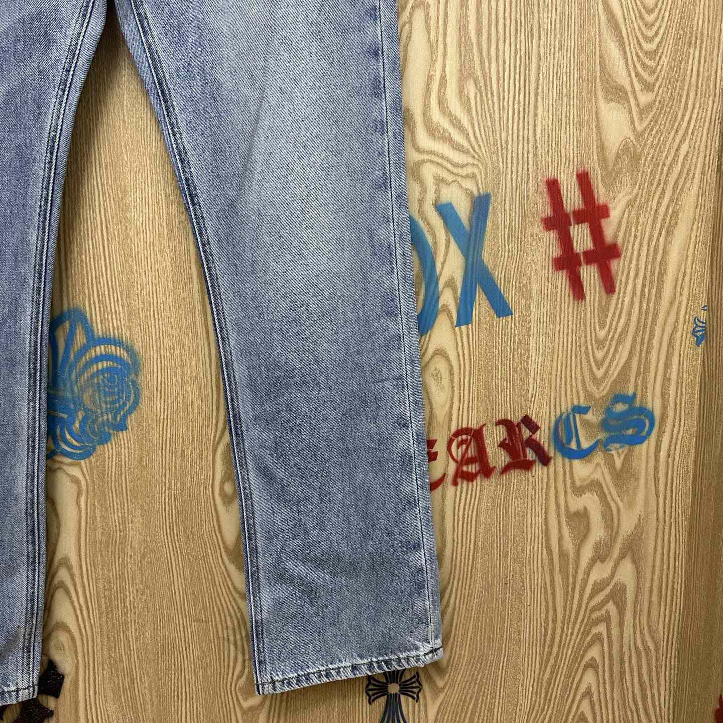Chrome Hearts  Jeans  - DesignerGu