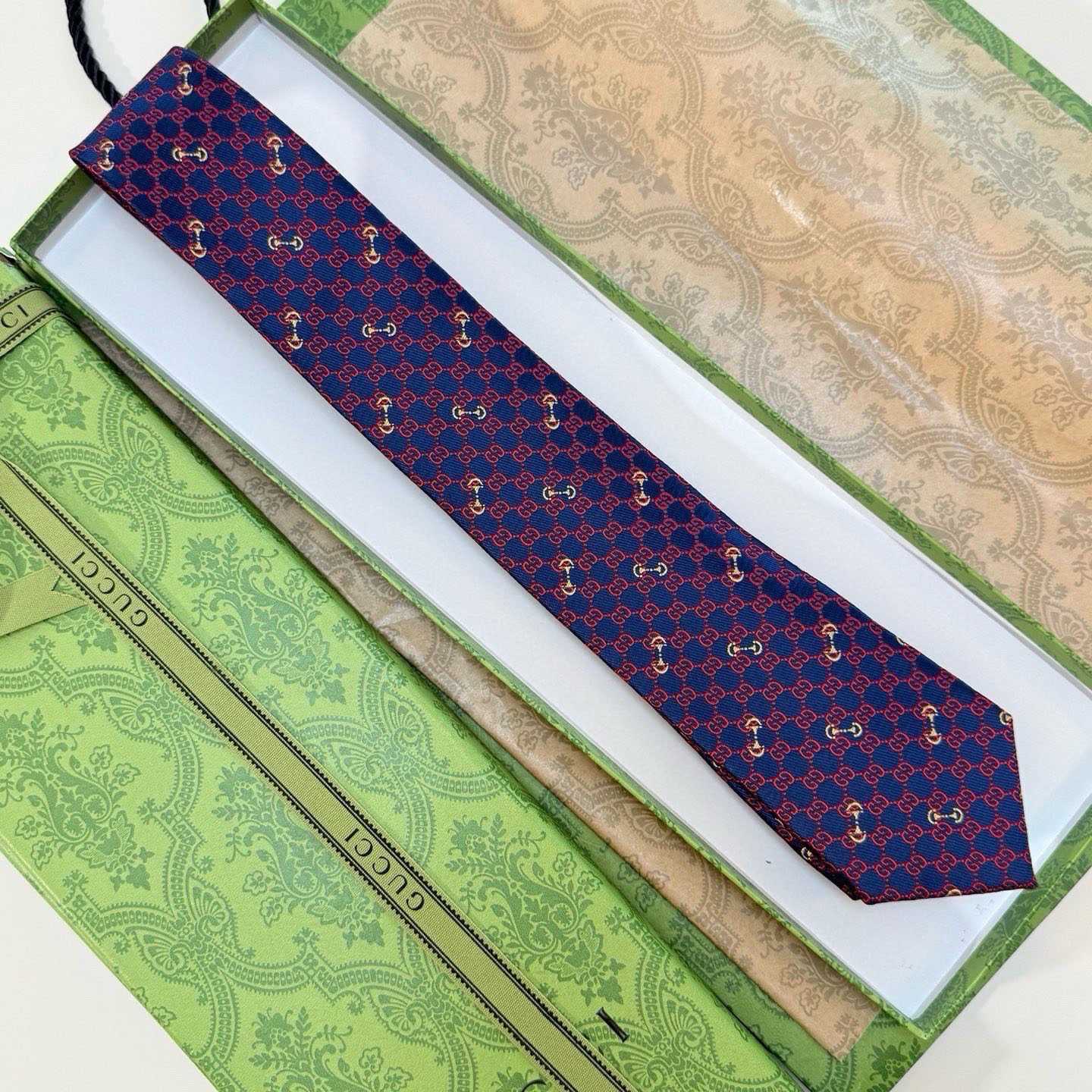 Gucci GG Silk Jacquard Tie - DesignerGu