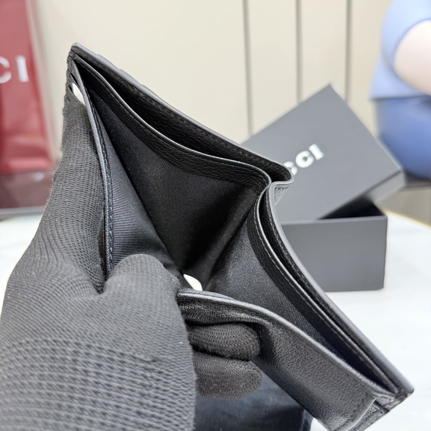 Gucci Bi-fold Wallet With Web Card Slots - DesignerGu