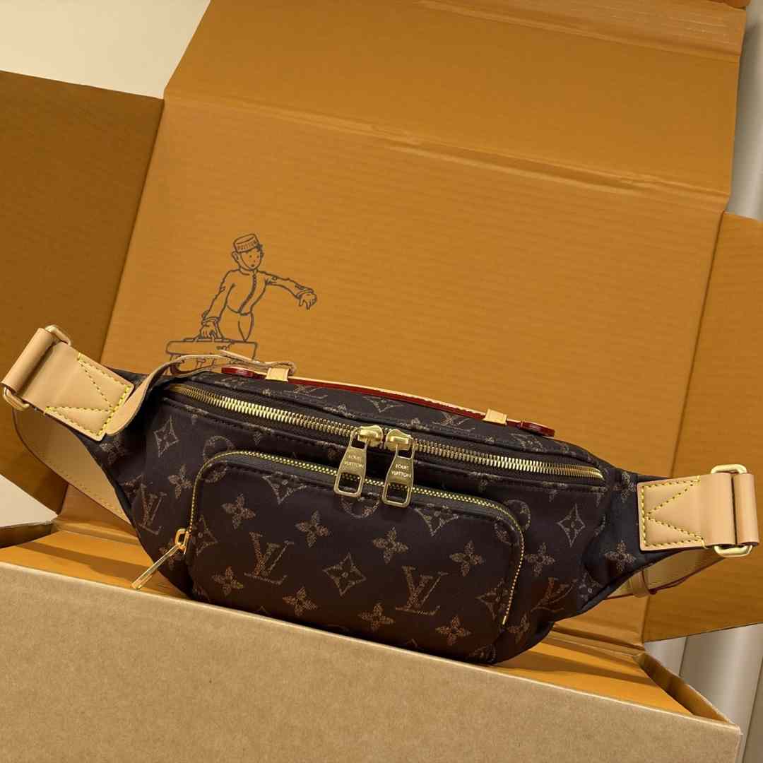 Louis Vuitton Rush Bumbag Louis Vuitton Silk Tech M2A452 - DesignerGu