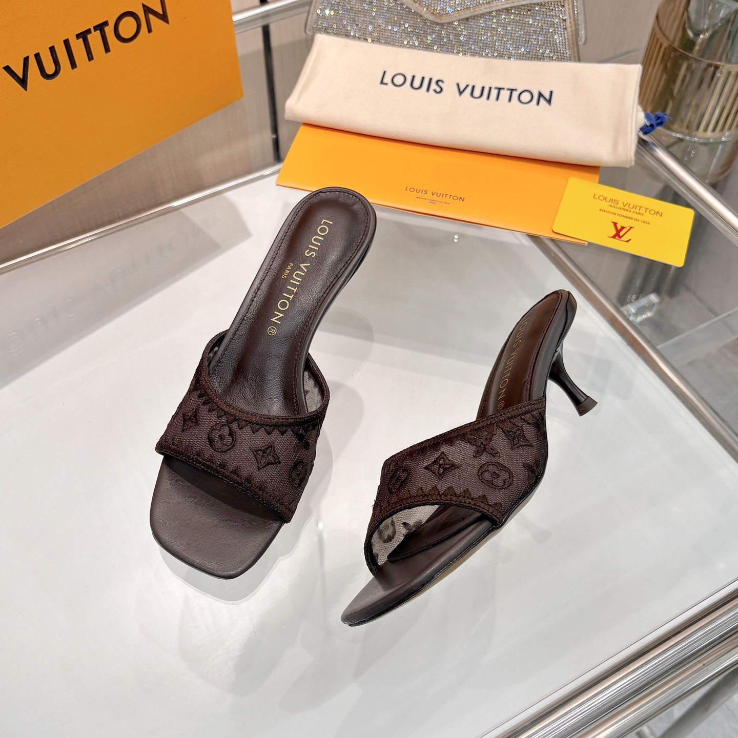 Louis Vuitton 6AM Mule - DesignerGu