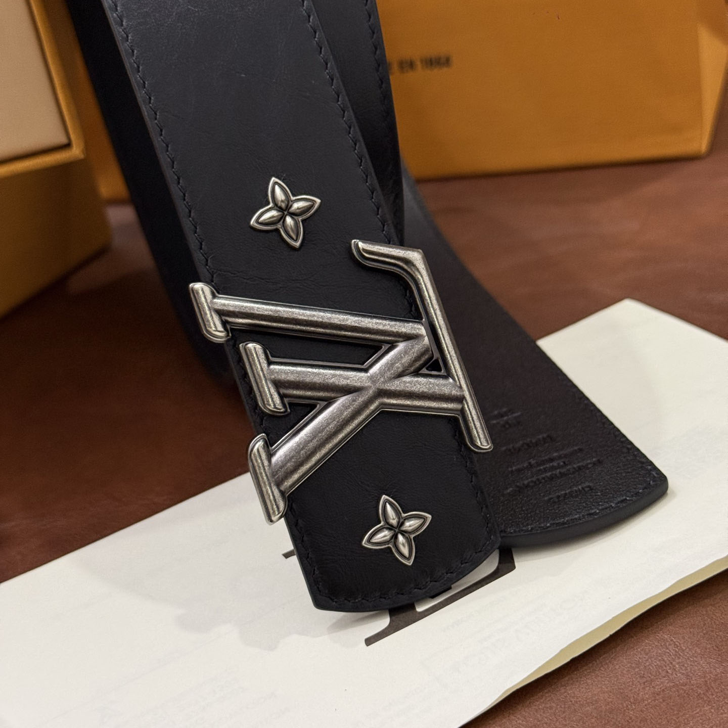 Louis Vuitton LV Dimension Drift Flower Studs 40mm Reversible Belt - DesignerGu