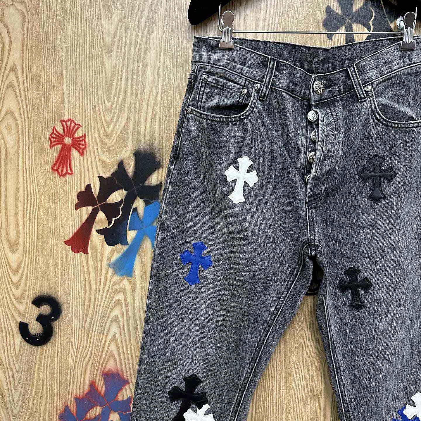 Chrome Hearts  Jeans  - DesignerGu