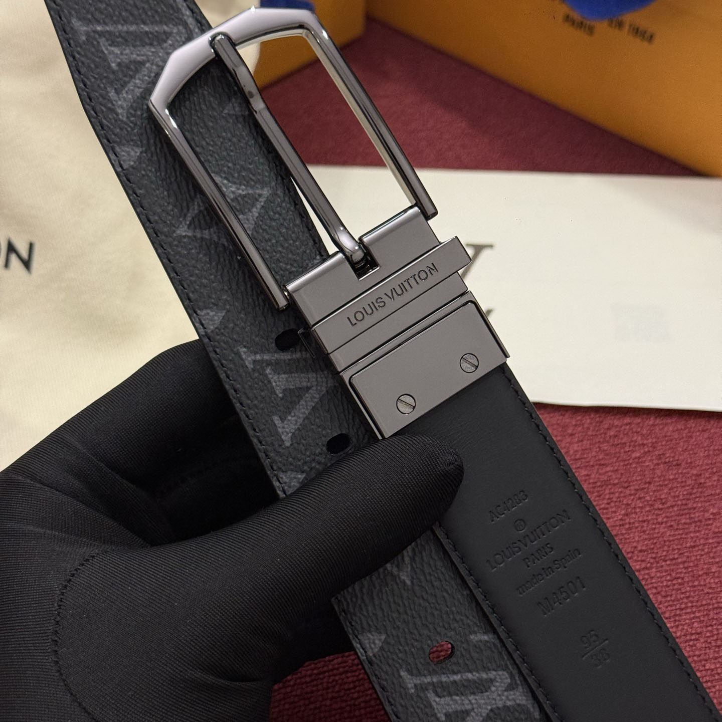 Louis Vuitton Slender 35mm Reversible Belt  - DesignerGu