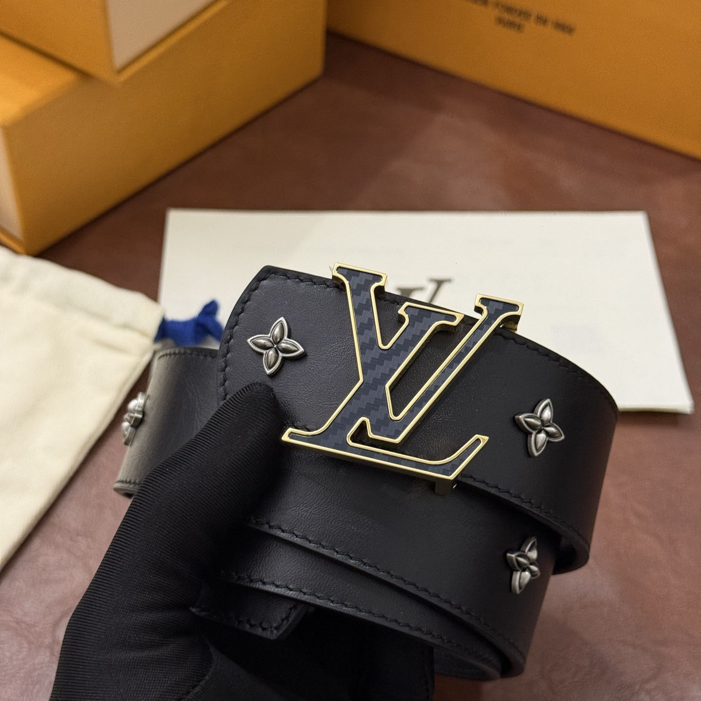 Louis Vuitton LV Dimension Drift Flower Studs 40mm Reversible Belt - DesignerGu