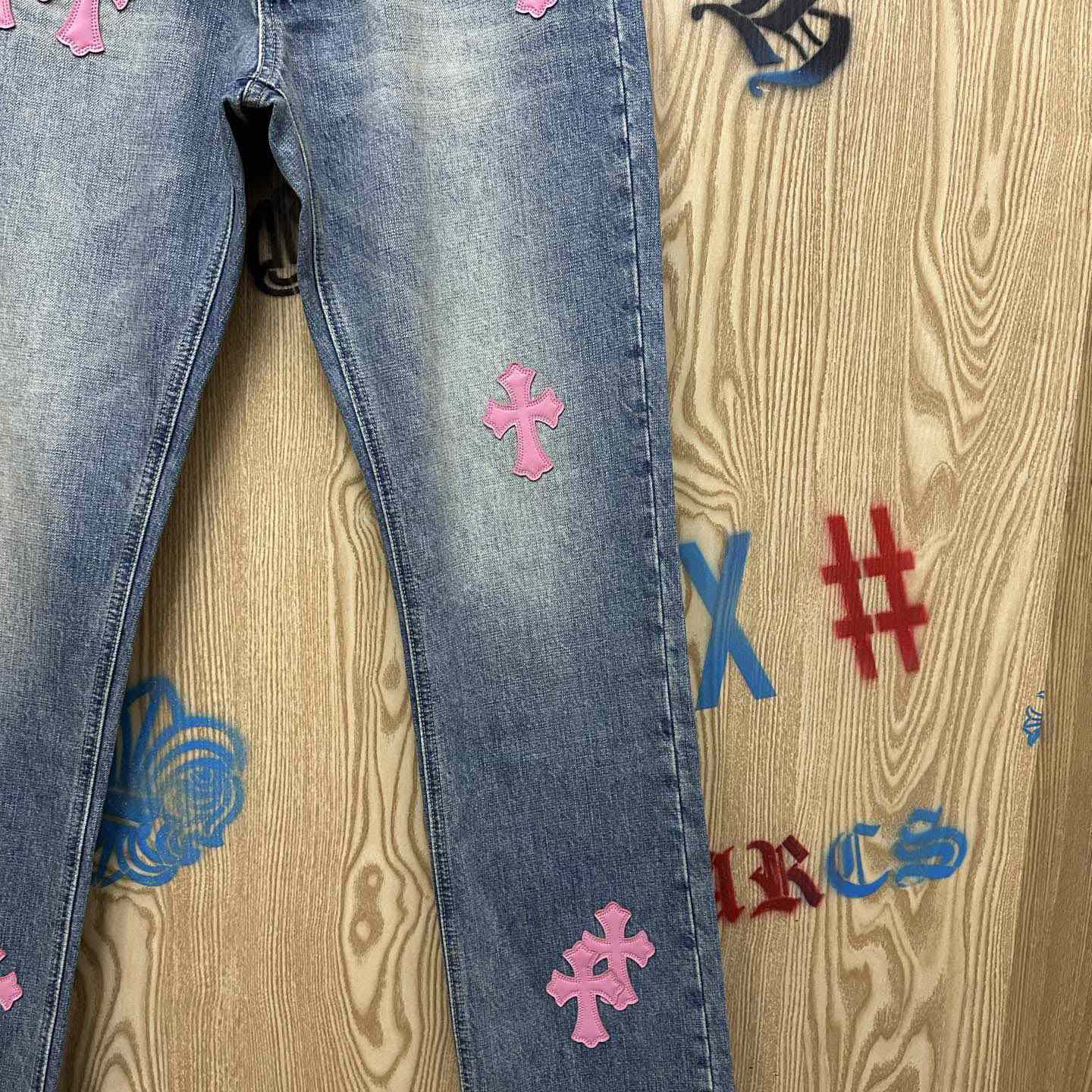 Chrome Hearts  Jeans  - DesignerGu