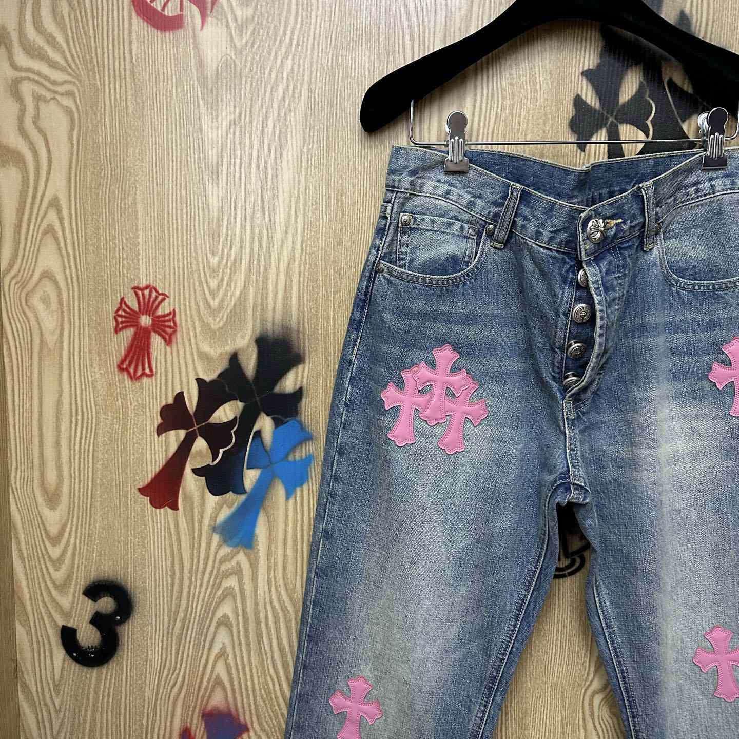 Chrome Hearts  Jeans  - DesignerGu