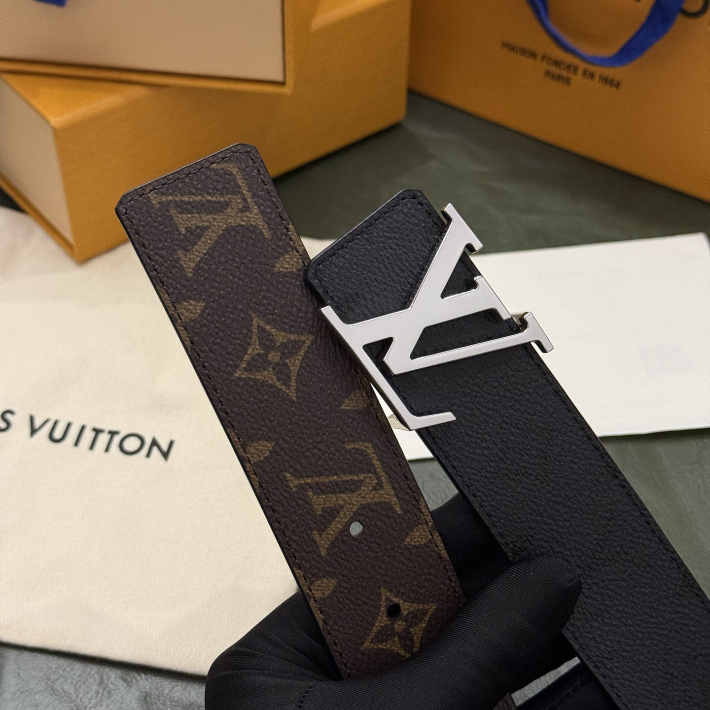 Louis Vuitton LV Initiales Monogram Midnight 40mm Reversible Belt  - DesignerGu