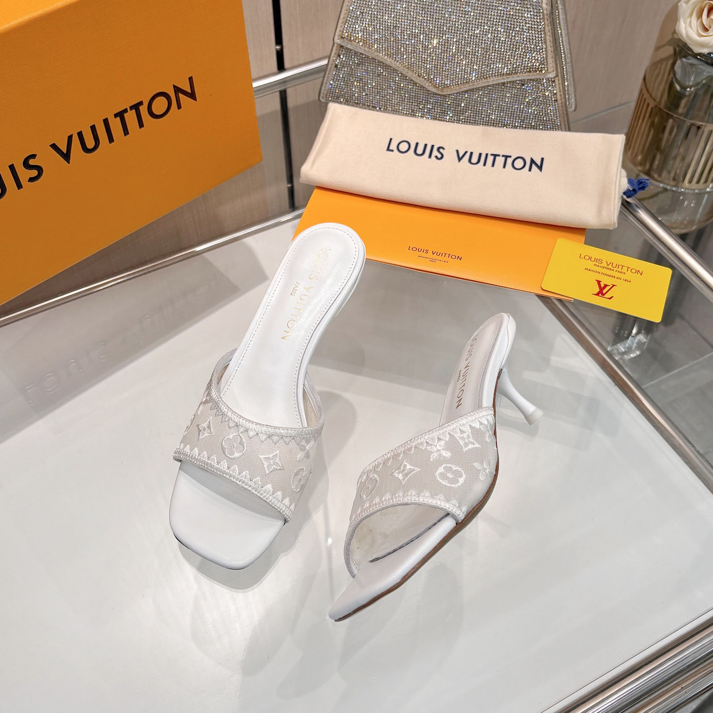 Louis Vuitton 6AM Mule - DesignerGu