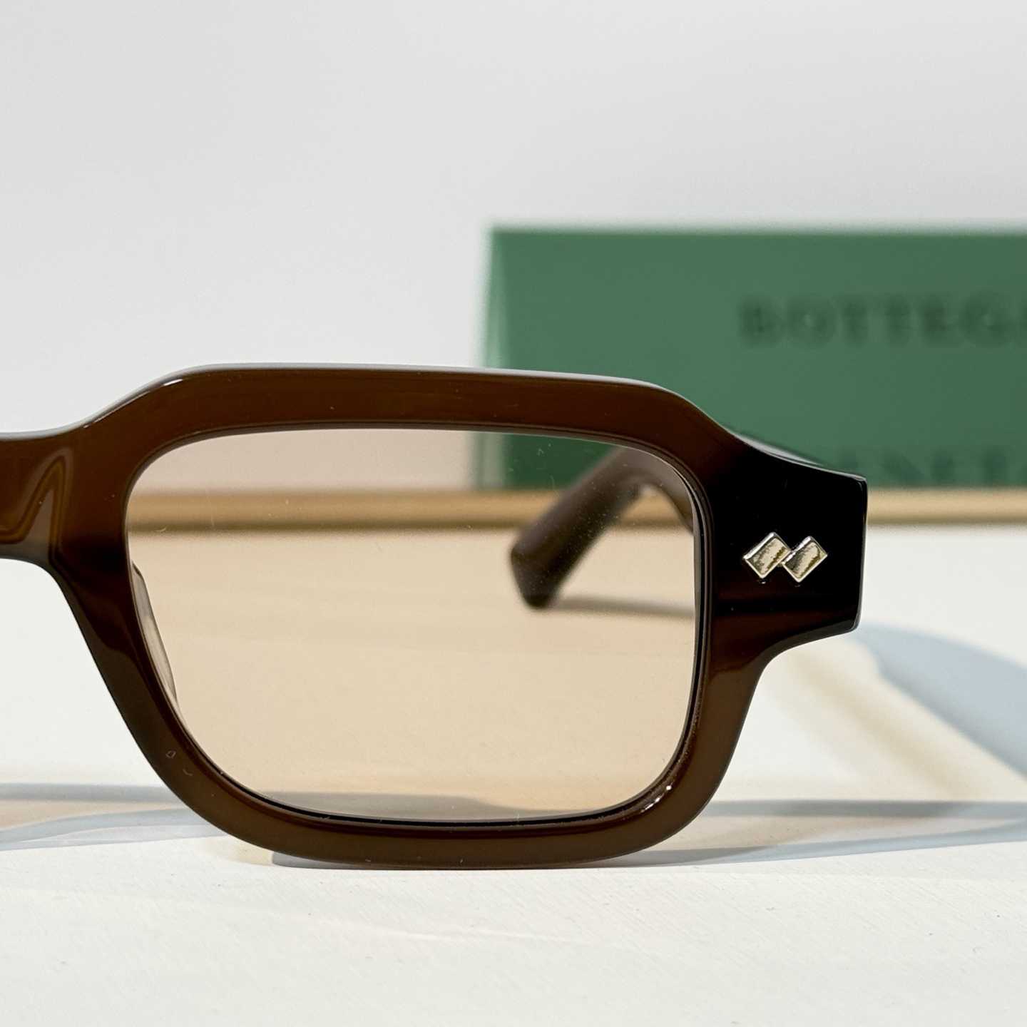 Bottega Veneta BV1442S Sunglasses    - DesignerGu