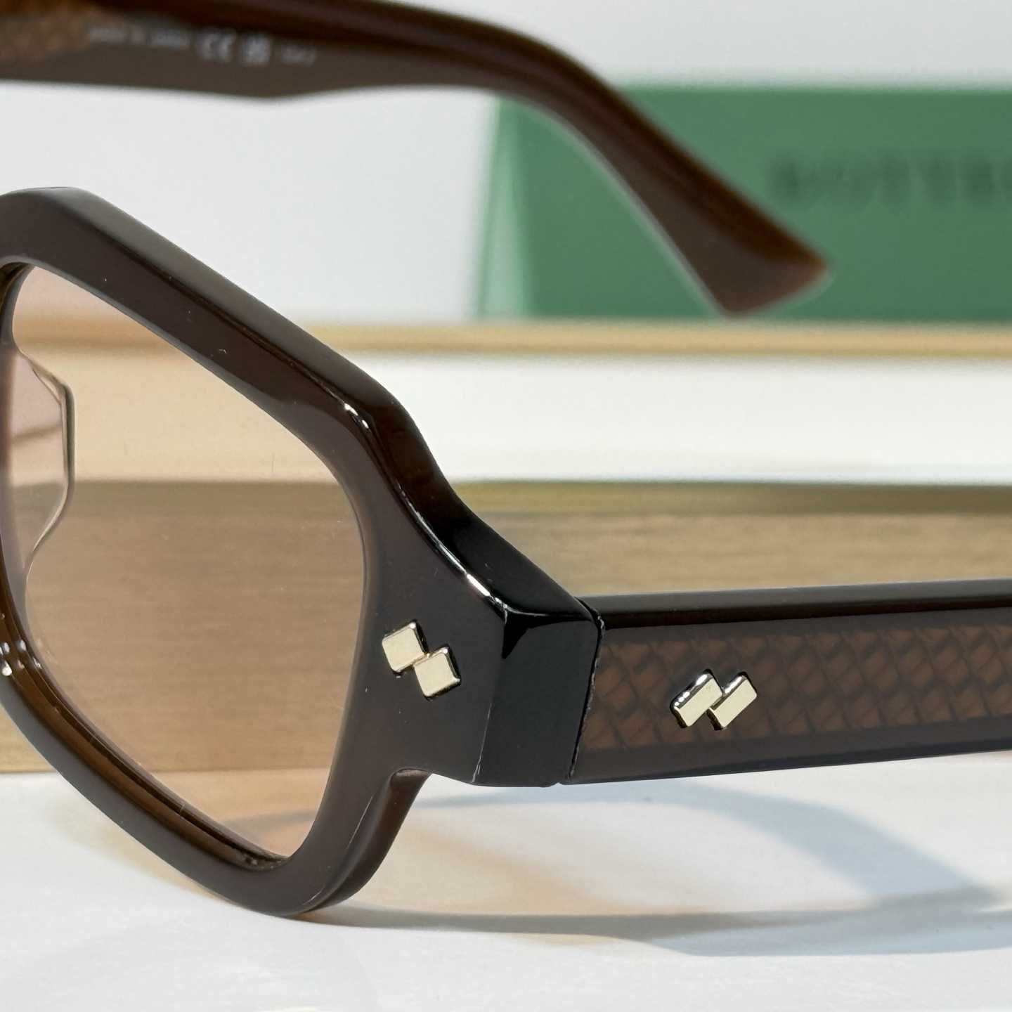 Bottega Veneta BV1442S Sunglasses    - DesignerGu