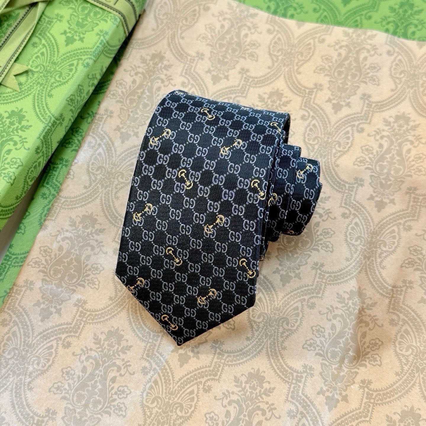 Gucci GG Silk Jacquard Tie - DesignerGu