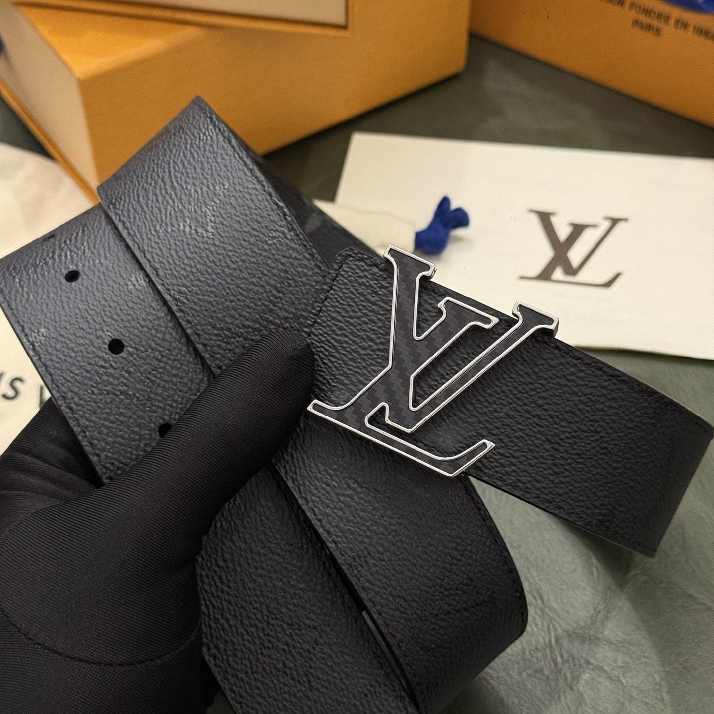 Louis Vuitton LV Initiales Monogram Midnight 40mm Reversible Belt  - DesignerGu