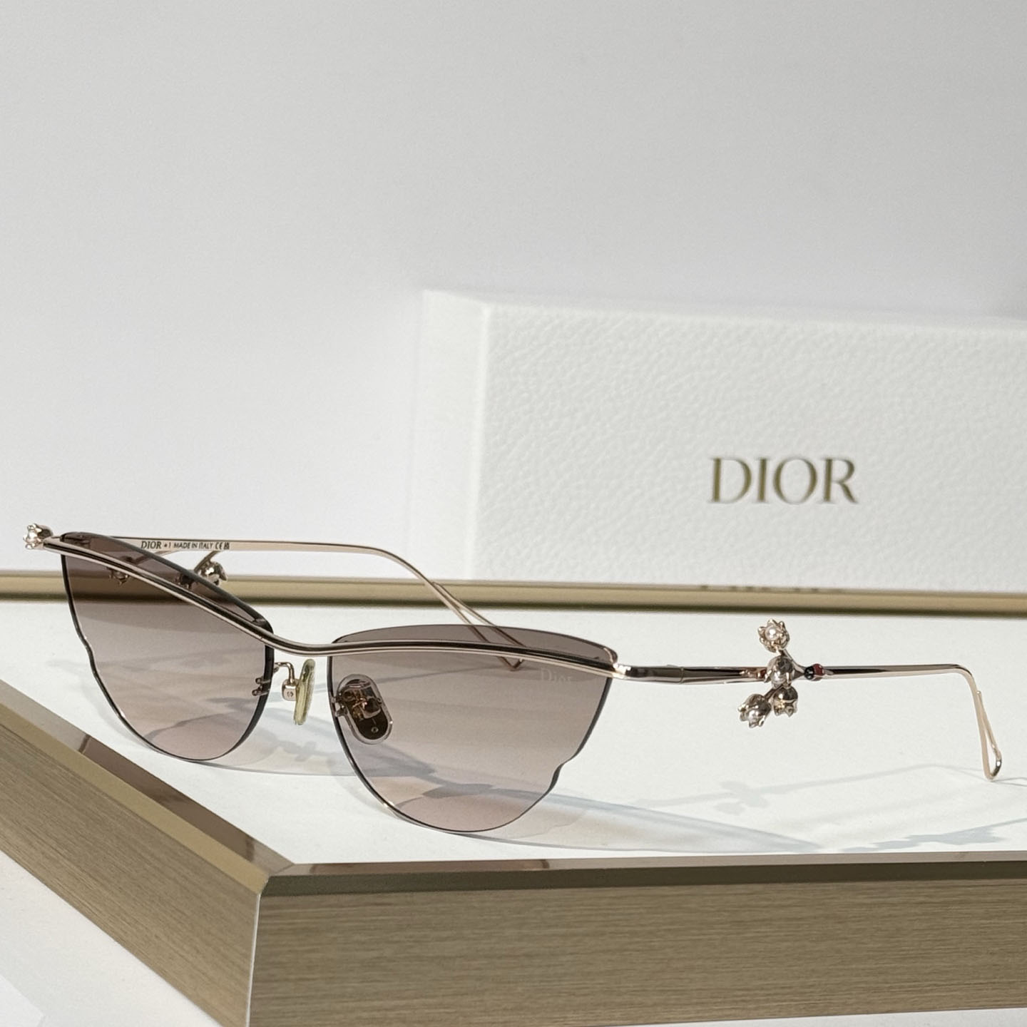 Dior Tribales B1U Sunglasses - DesignerGu