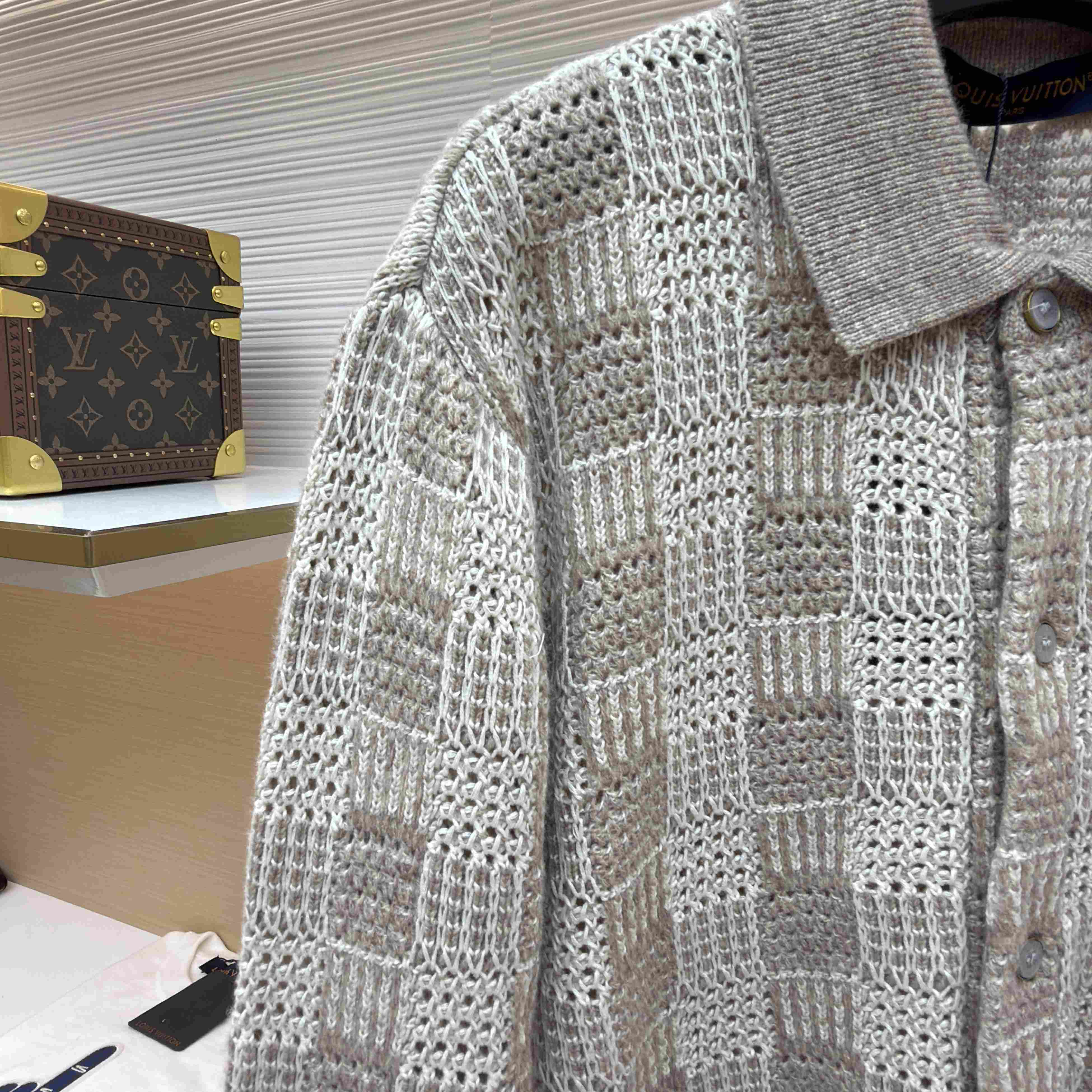 Louis Vuitton Tweedy Jacquard Check Cardigan 1AKO9Z - DesignerGu