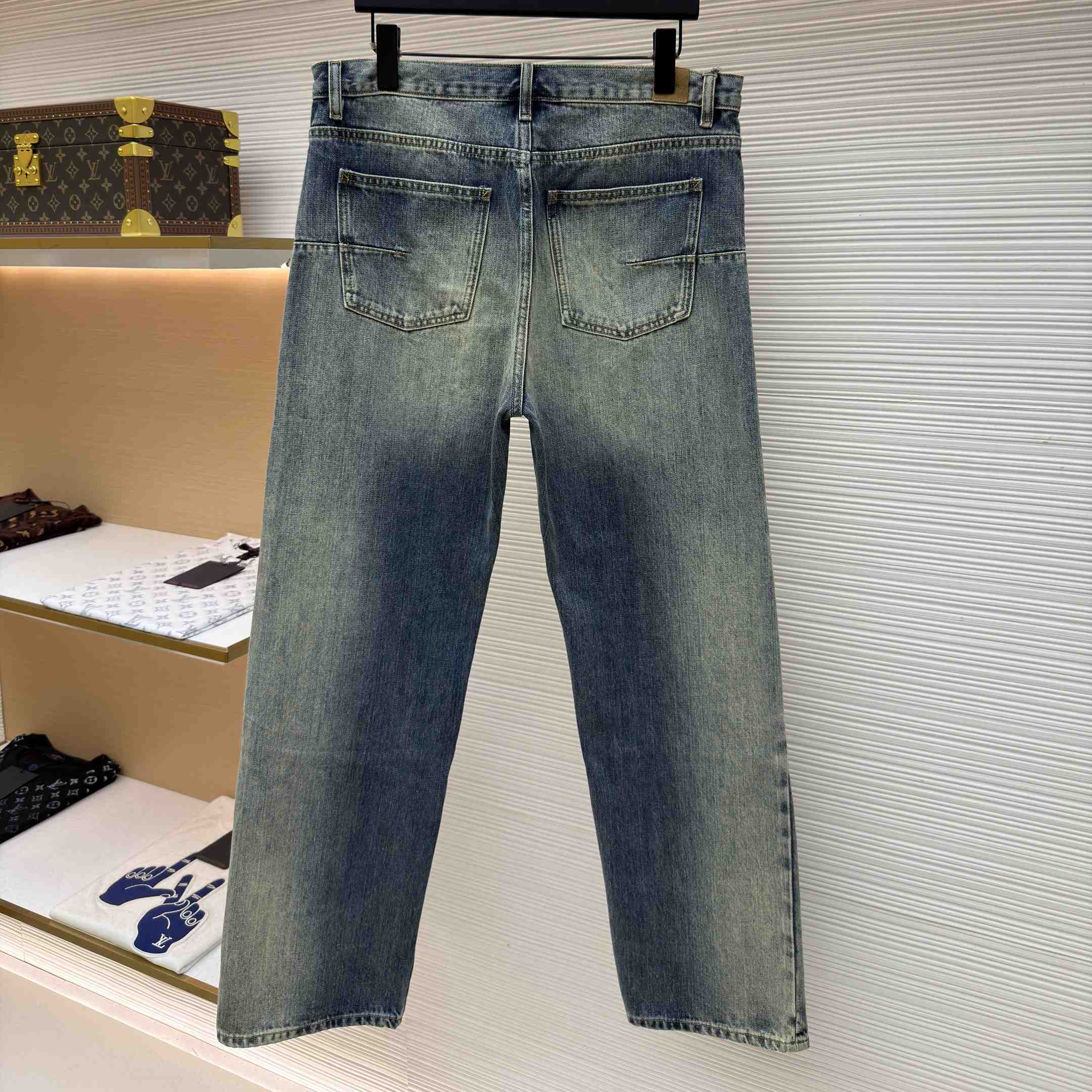 Dior Regular-Fit Jeans With Patches - DesignerGu