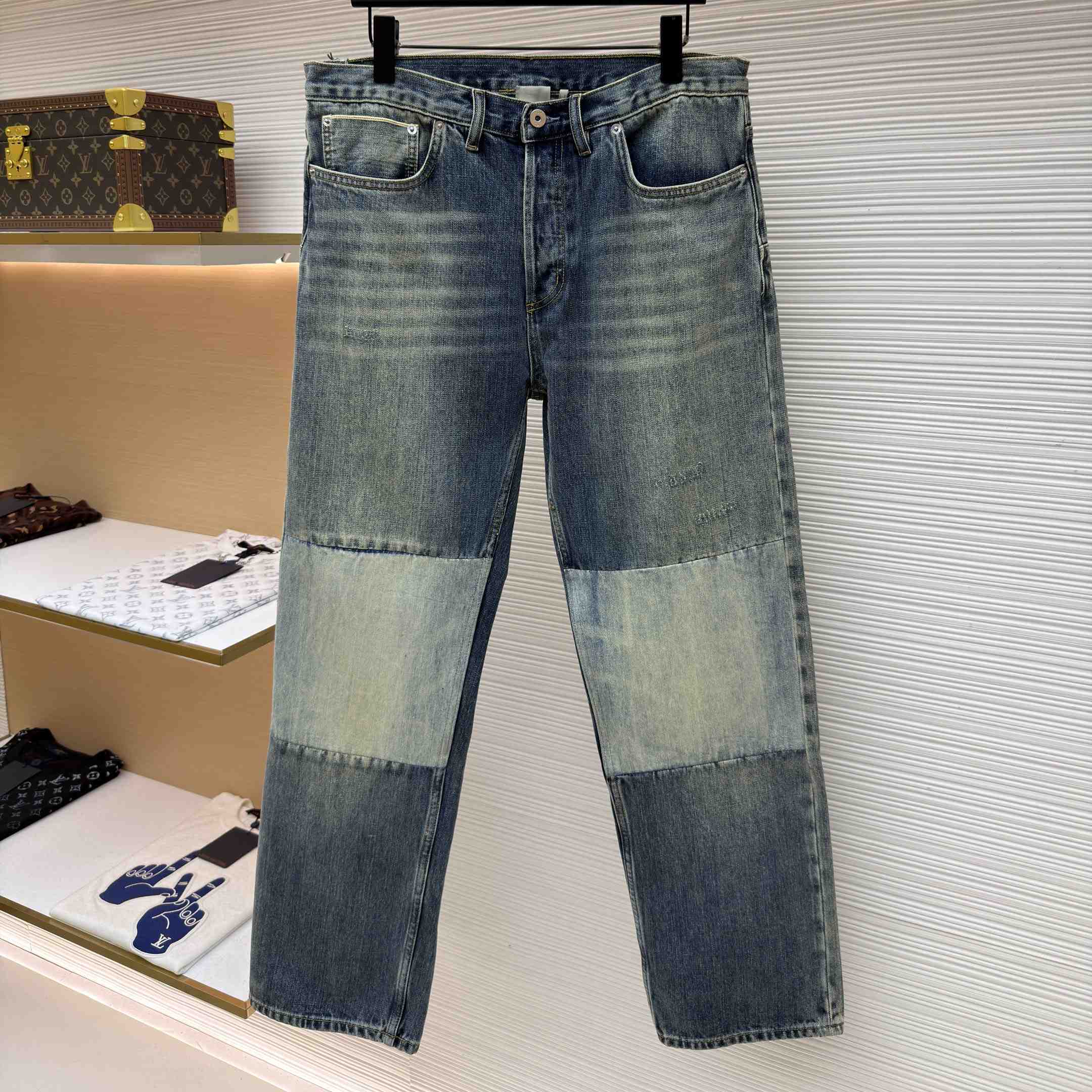 Dior Regular-Fit Jeans With Patches - DesignerGu