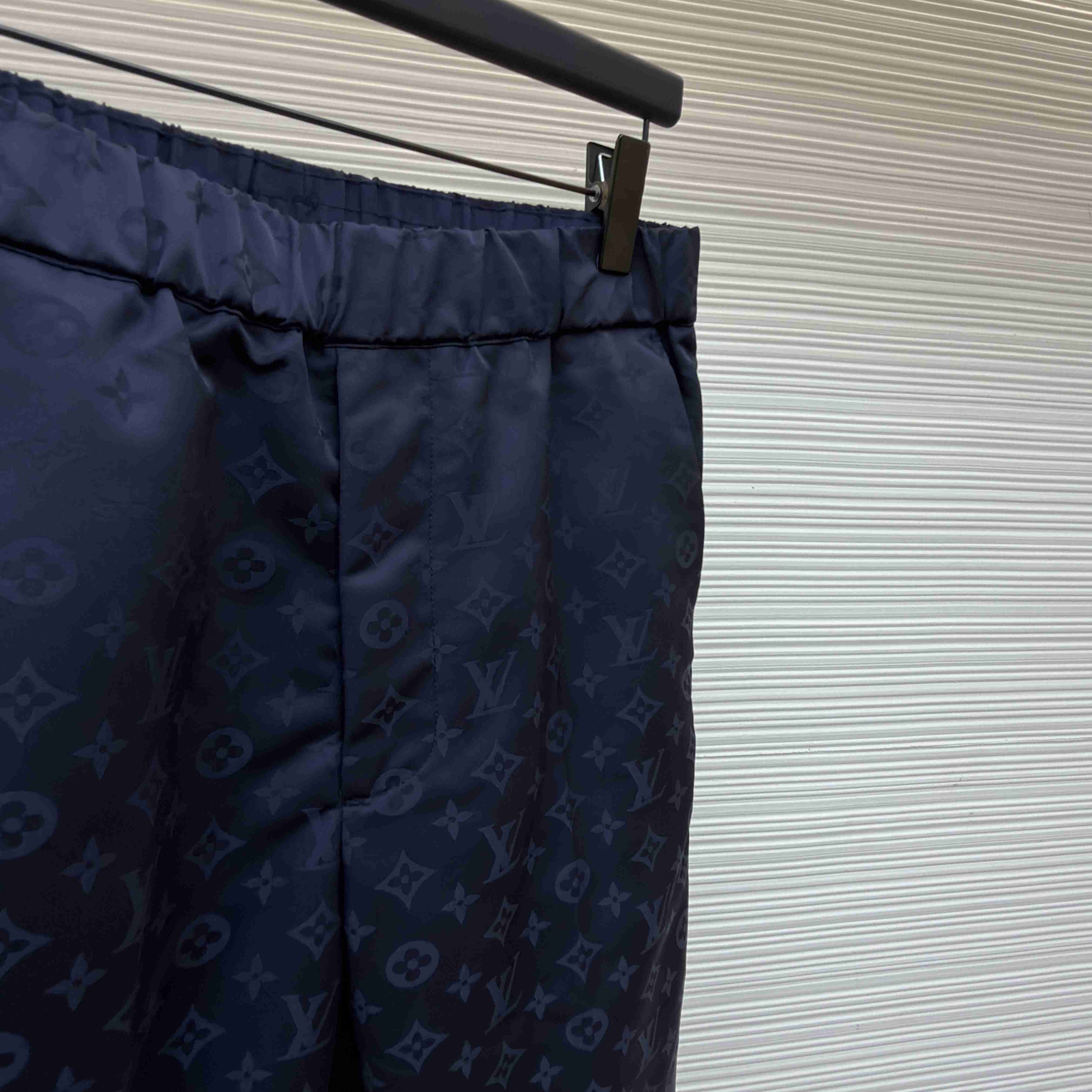 Louis Vuitton Monogram Drawstring Pants 1AJIFR - DesignerGu