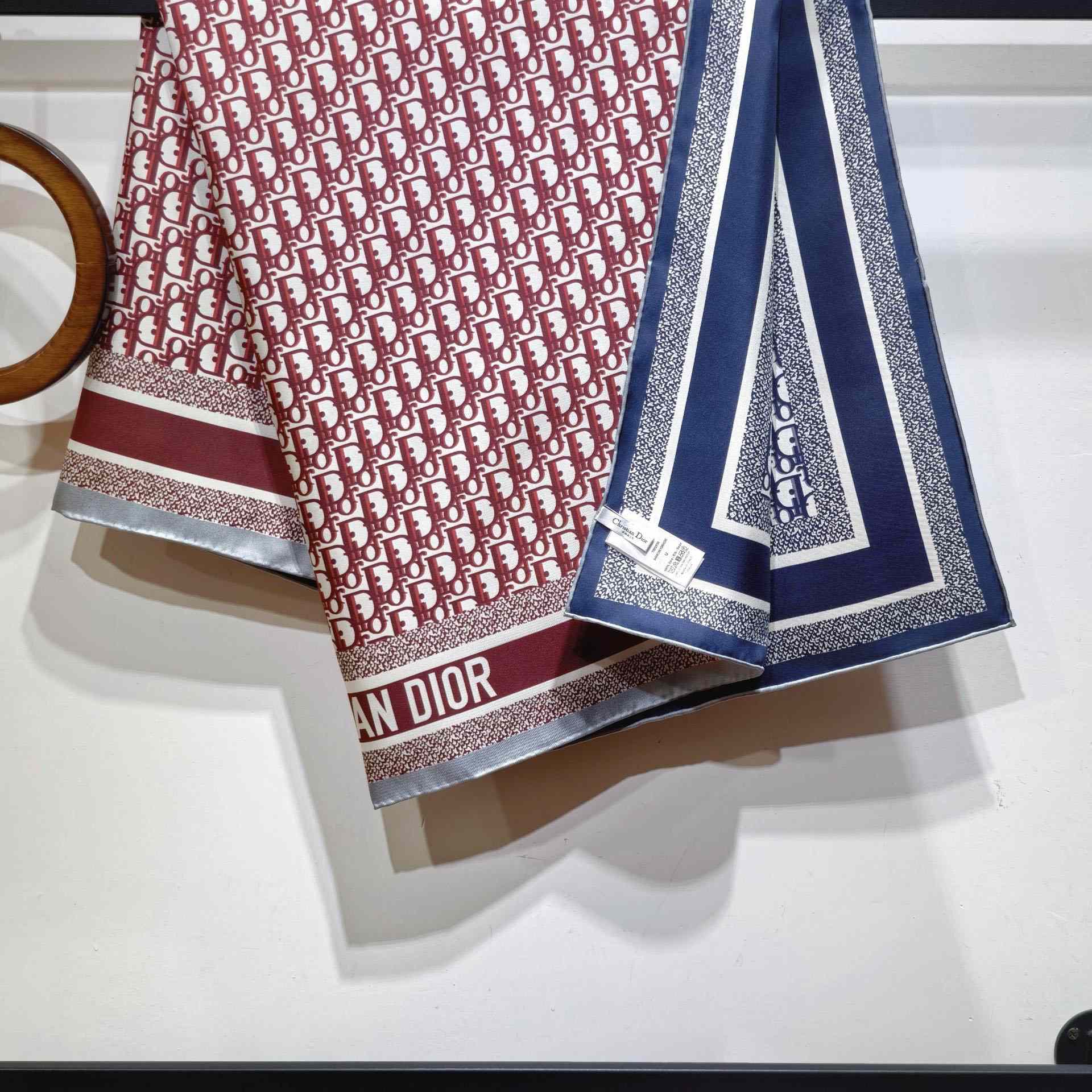 Dior Oblique Diortwin 90 Square Scarf - DesignerGu