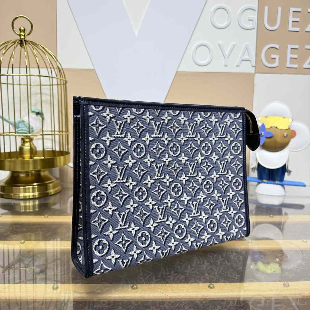 Louis Vuitton Poche Toilette M2A310 - DesignerGu
