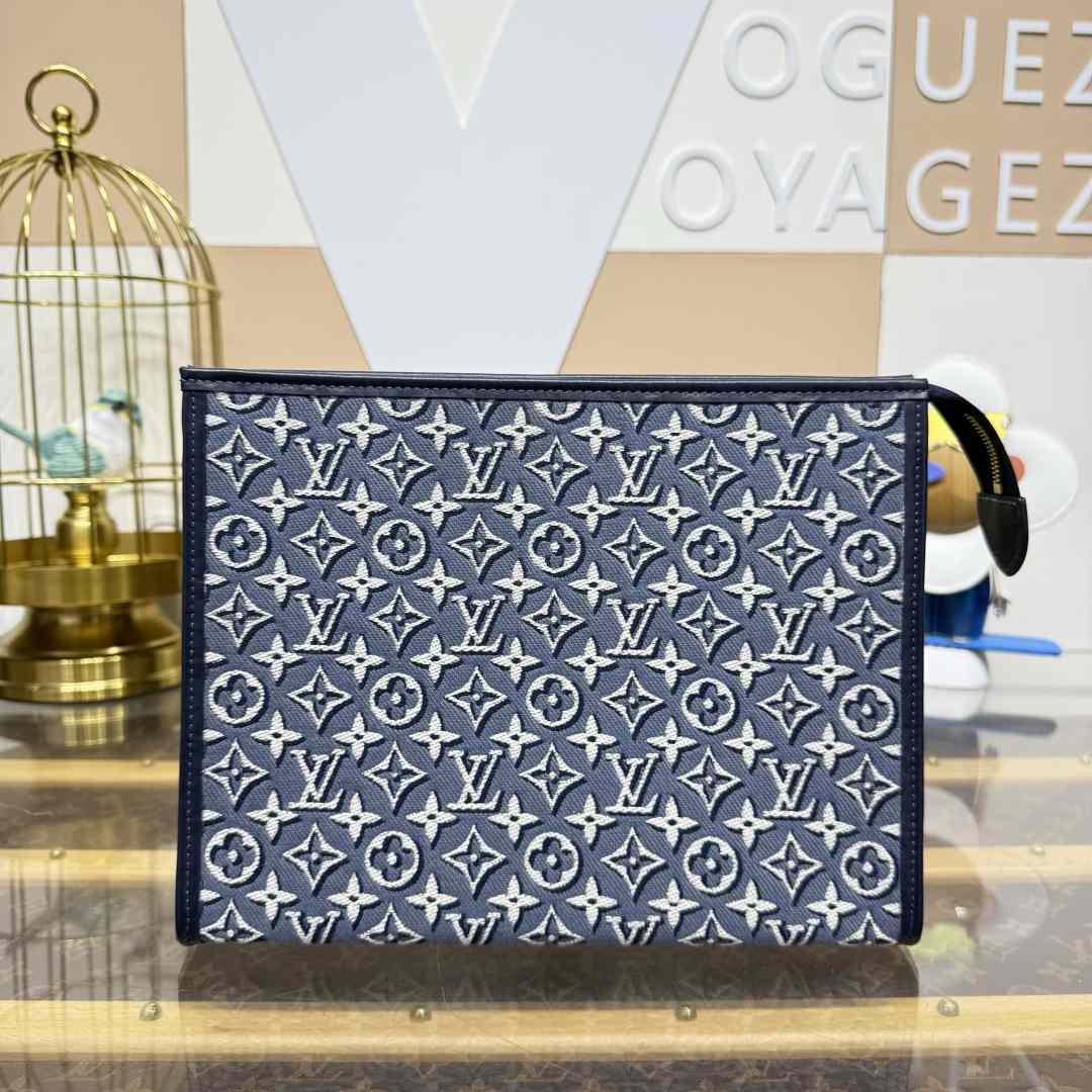 Louis Vuitton Poche Toilette M2A310 - DesignerGu