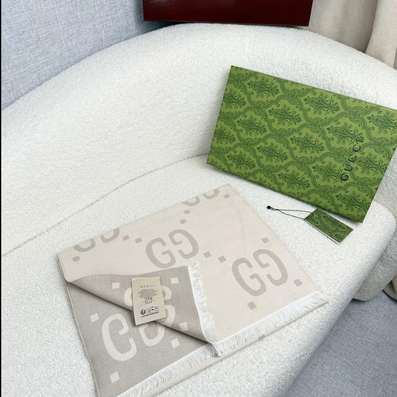 Gucci GG Jacquard Wool Silk Scarf - DesignerGu