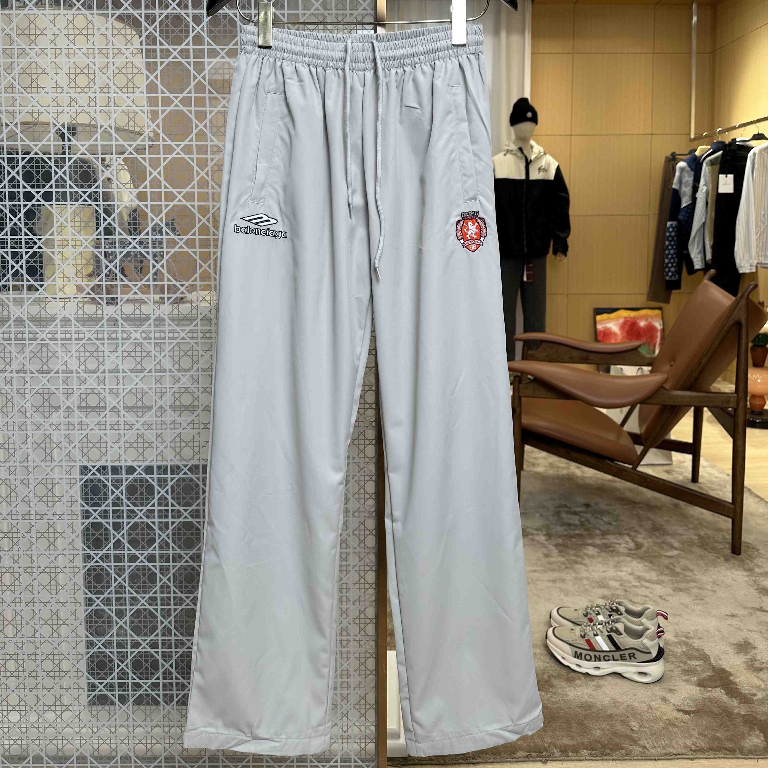 Balenciaga 3b Football Tracksuit Pants In New Grey - DesignerGu