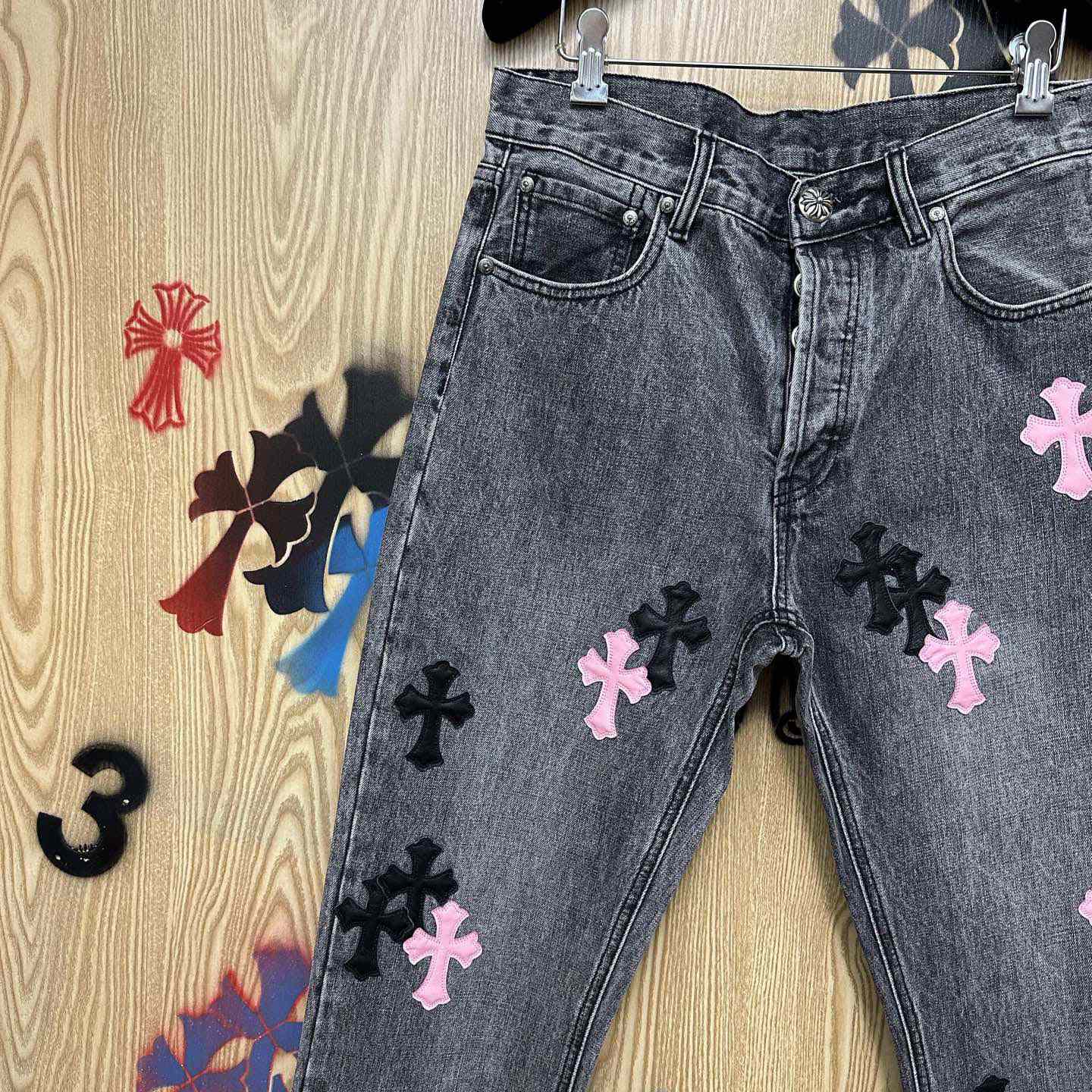 Chrome Hearts  Jeans  - DesignerGu