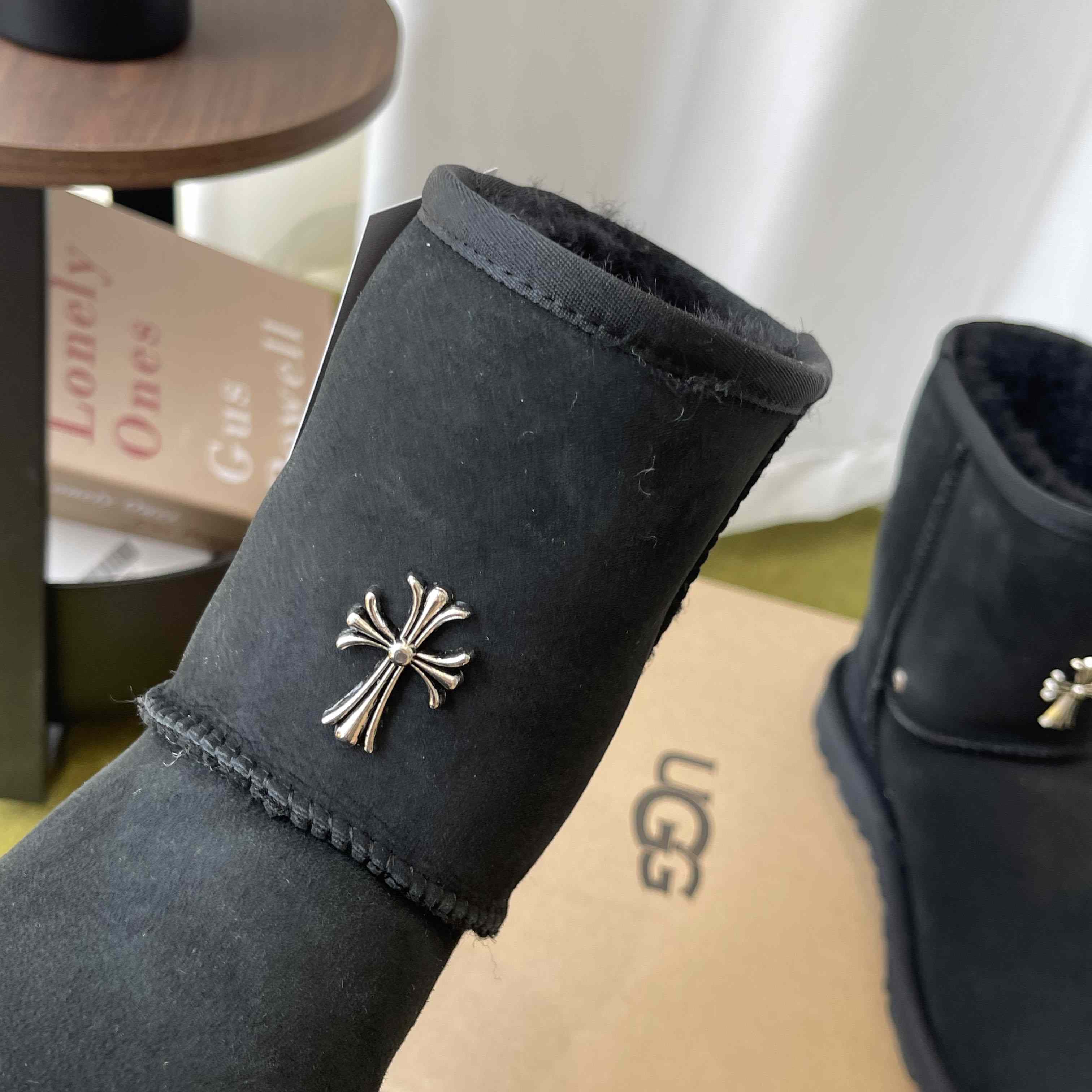 Chrome Hearts Cross Embellished Ugg Boots - DesignerGu