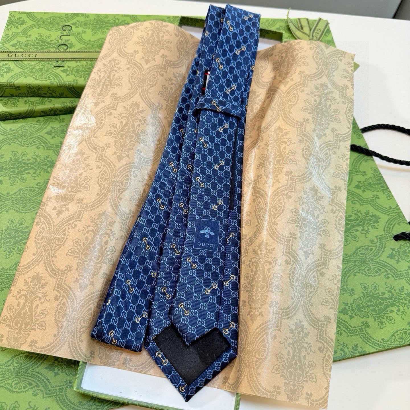 Gucci GG Silk Jacquard Tie - DesignerGu