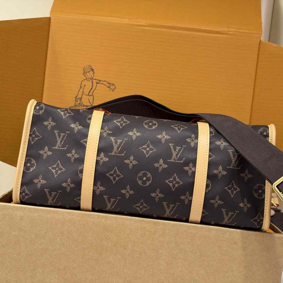 Louis Vuitton Jet Lag Bag MM Louis Vuitton Silk Tech M2A425 - DesignerGu