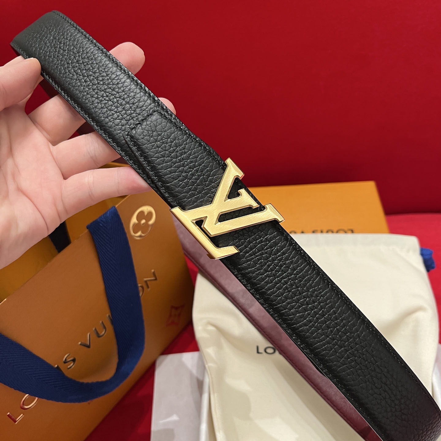 Louis Vuitton  LV Heritage 35mm Reversible Belt - DesignerGu