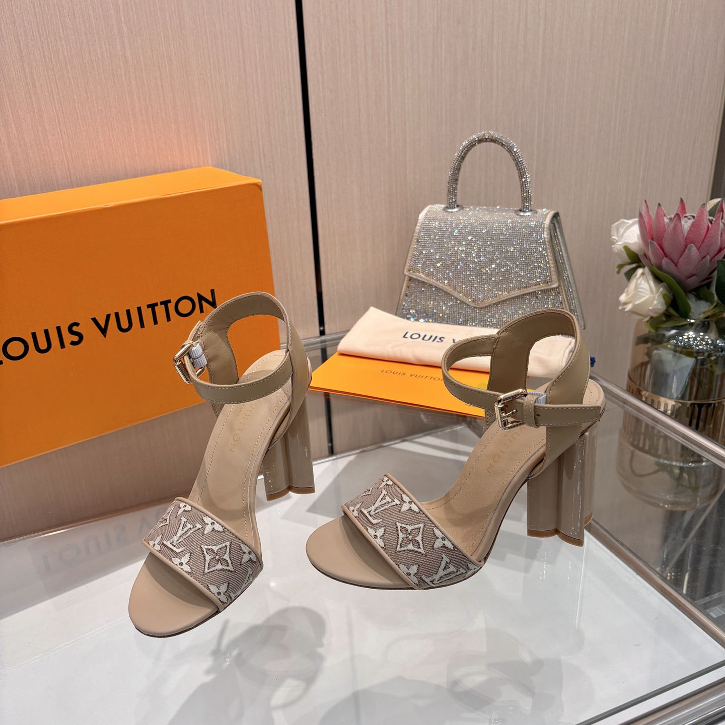 Louis Vuitton Silhouette Sandal  - DesignerGu