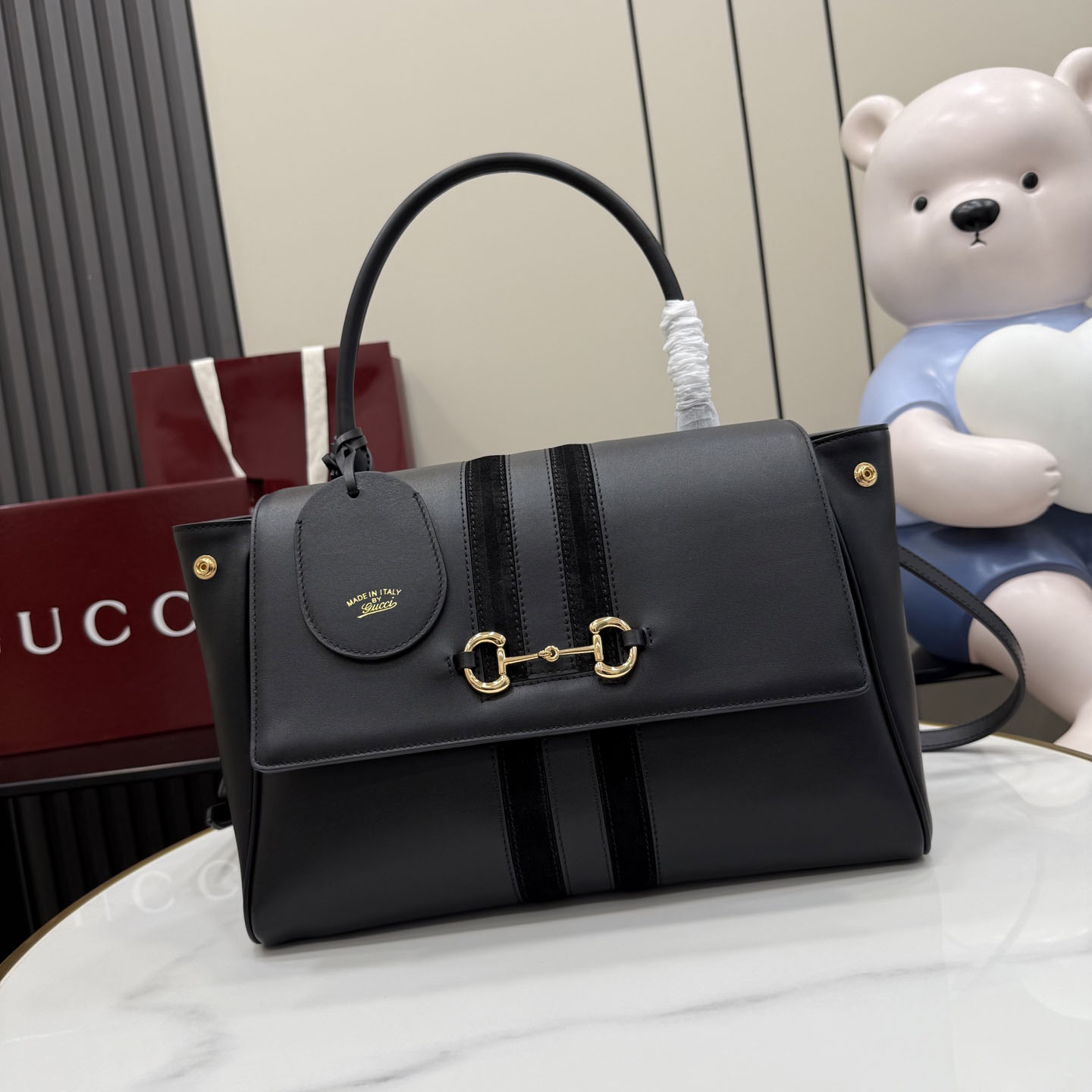 Gucci Paparazzo Medium Top Handle Bag 875018 - DesignerGu