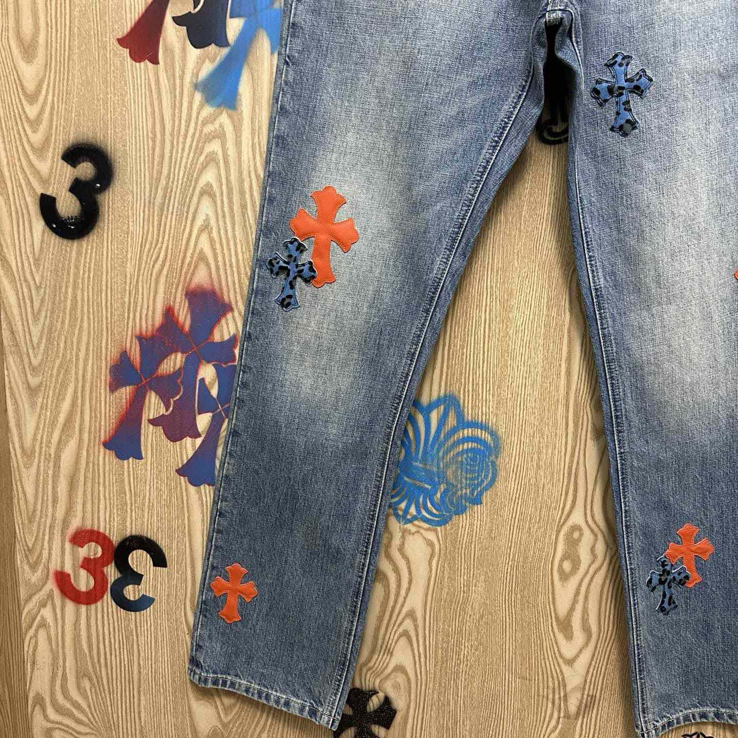 Chrome Hearts  Jeans  - DesignerGu