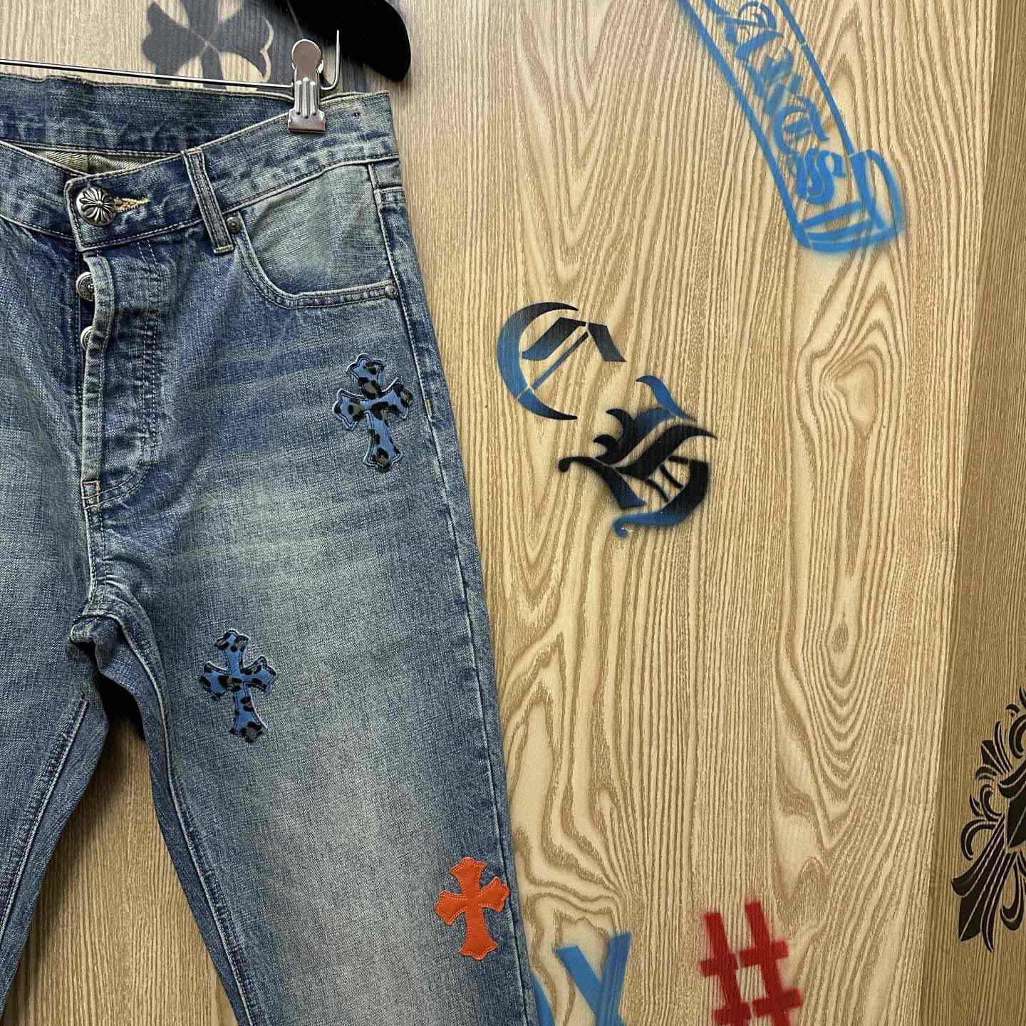 Chrome Hearts  Jeans  - DesignerGu