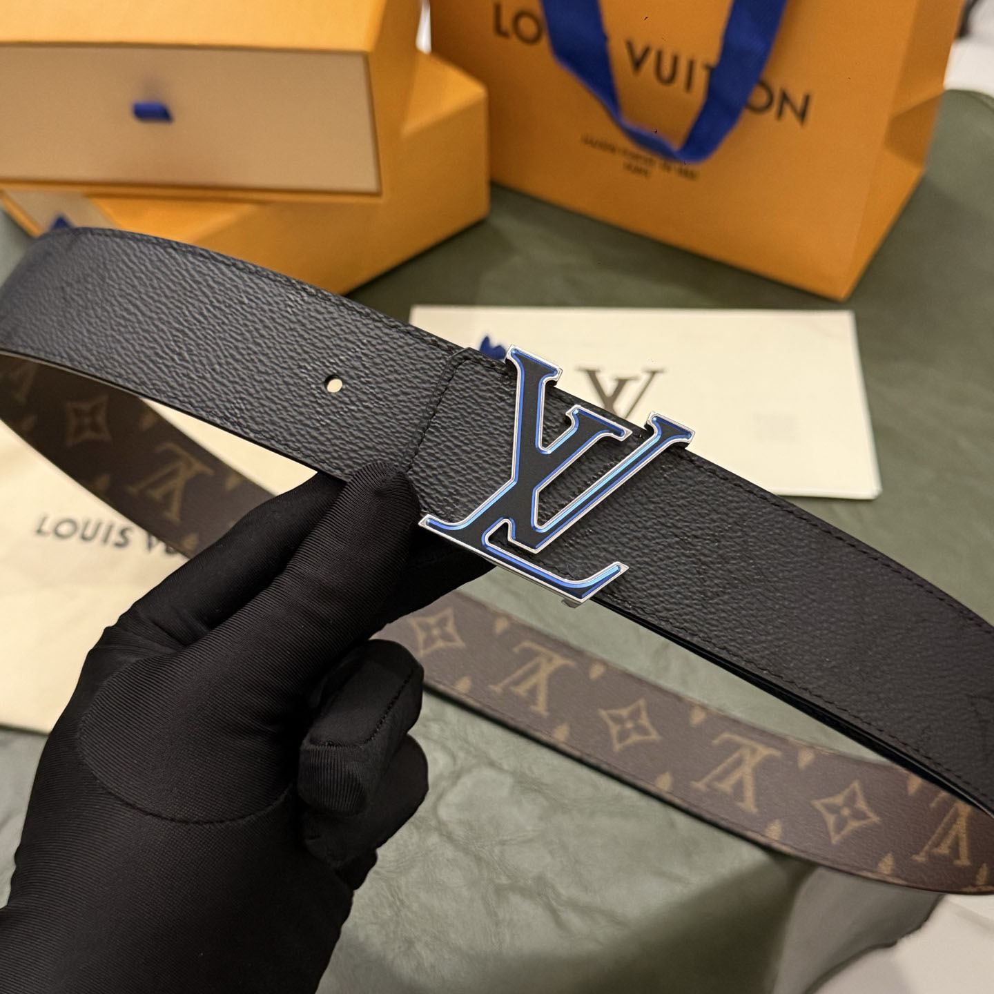 Louis Vuitton LV Initiales Monogram Midnight 40mm Reversible Belt  - DesignerGu