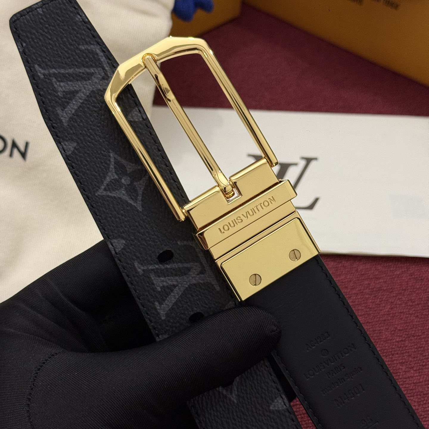 Louis Vuitton Slender 35mm Reversible Belt  - DesignerGu